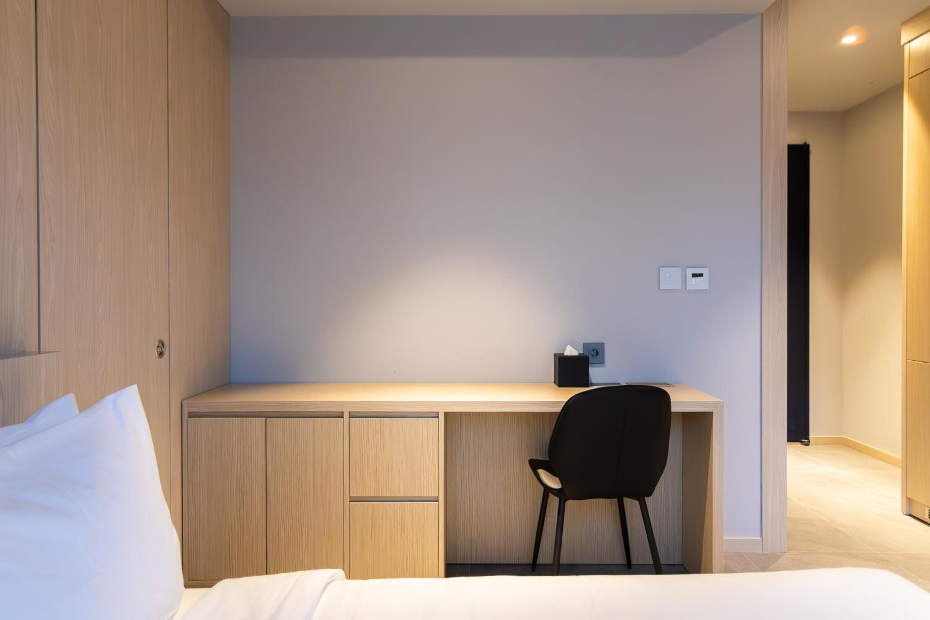Standard Double Room - 24 hours stay(check out 3PM)