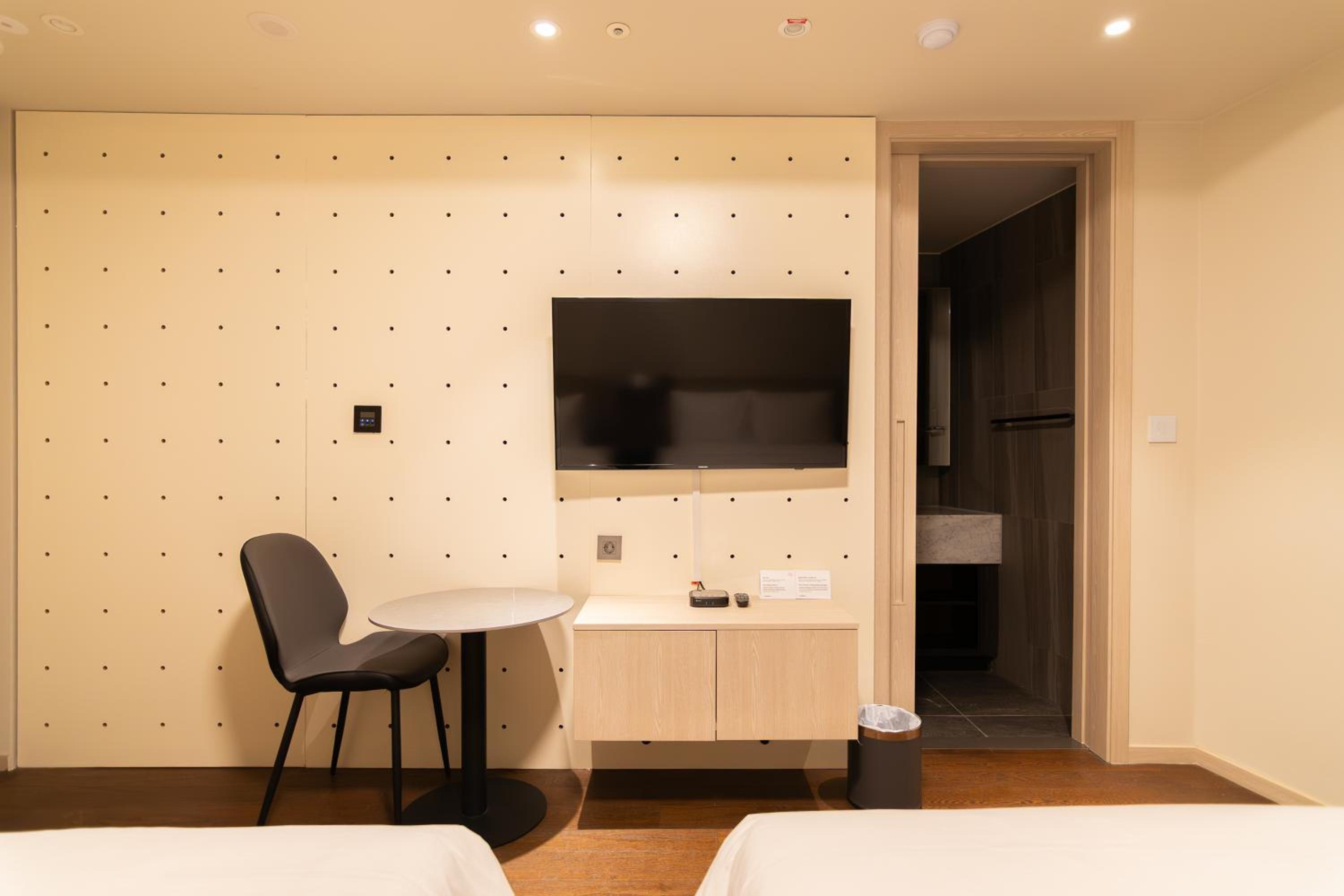 Standard Family Twin Room - Special Price for Walker