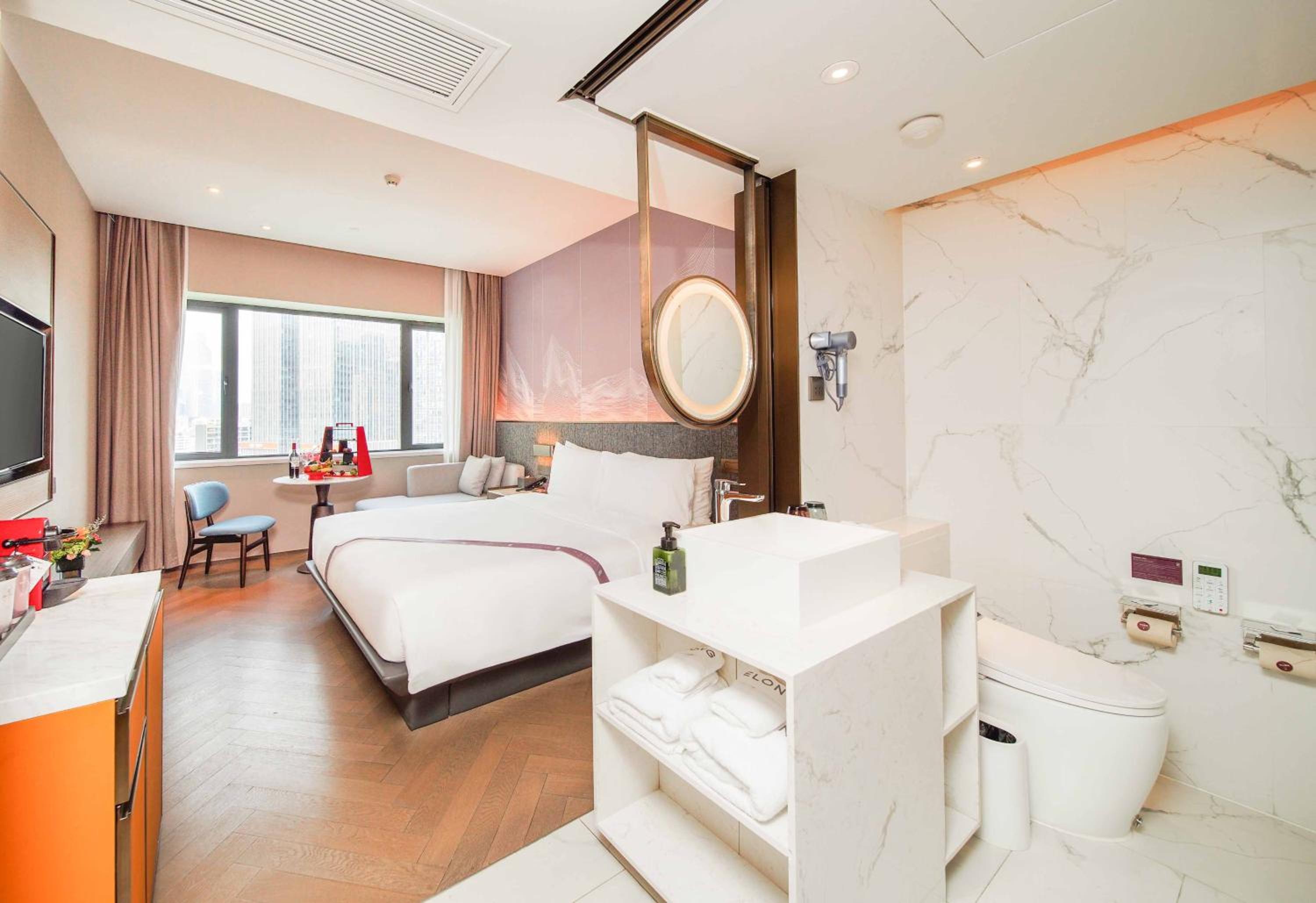 Double Room - Photo 12