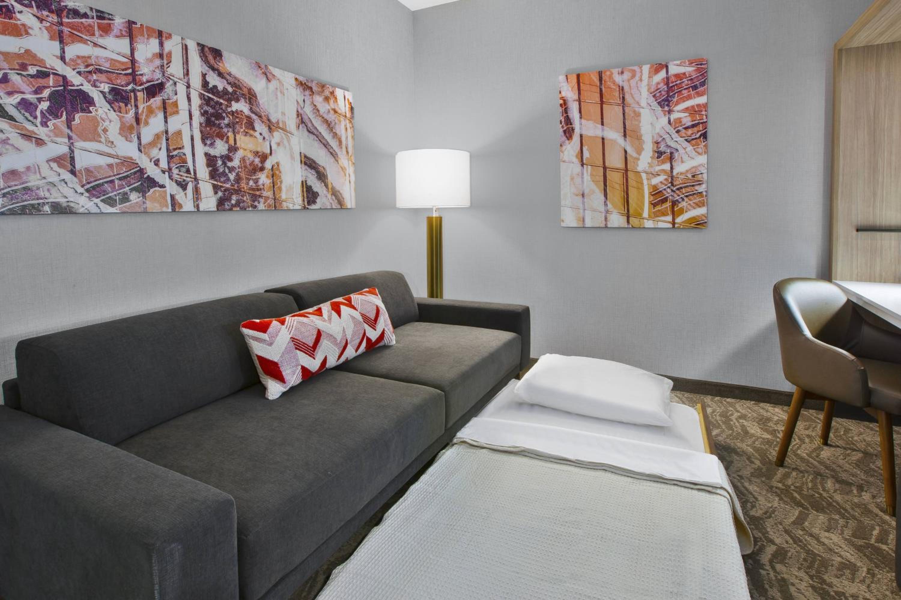 Queen Suite with Two Queen Beds and Trundle Sofa at SpringHill Suites by Marriott Chattanooga North/Ooltewah in Ooltewah