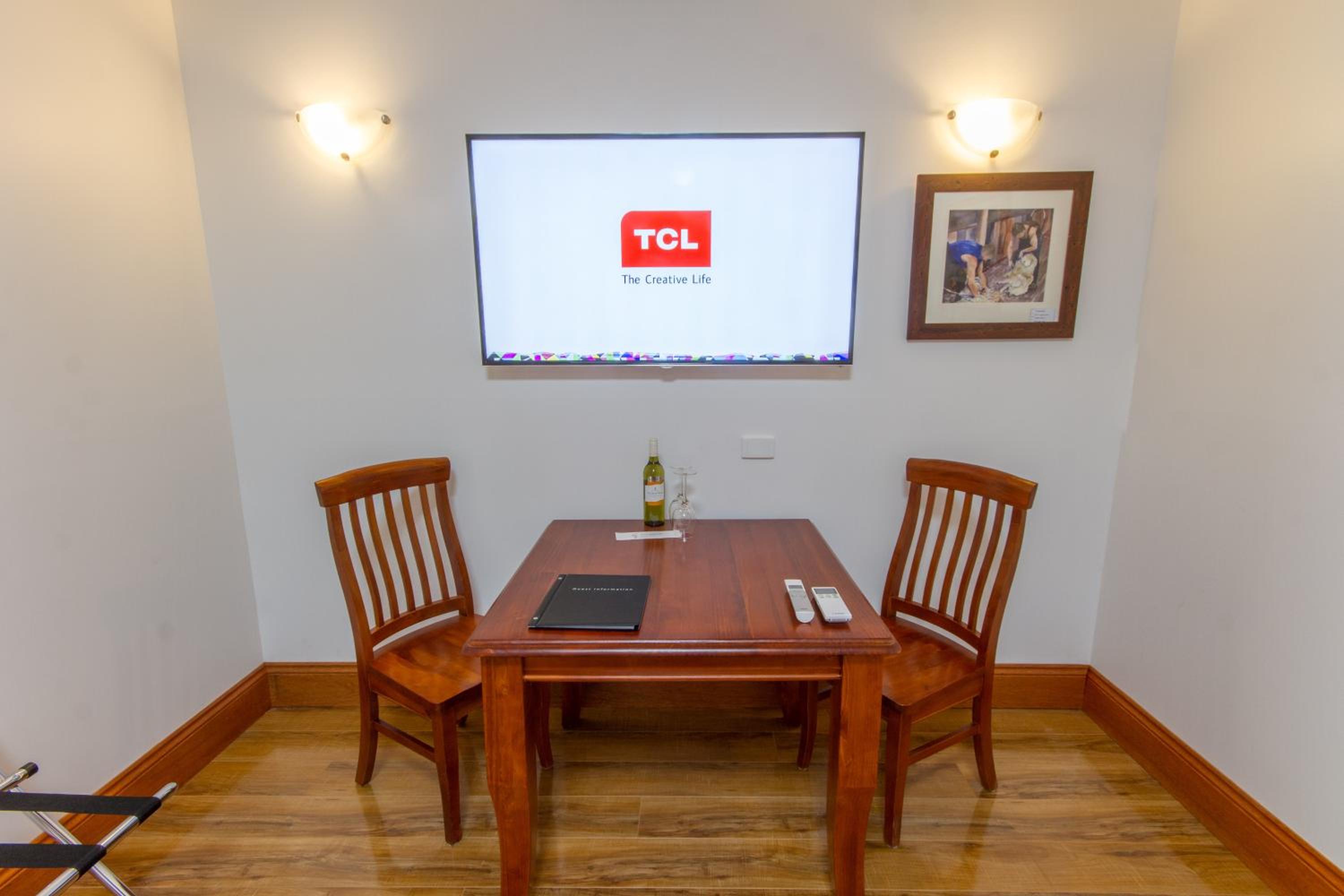 King Room - Disability Access photo 3
