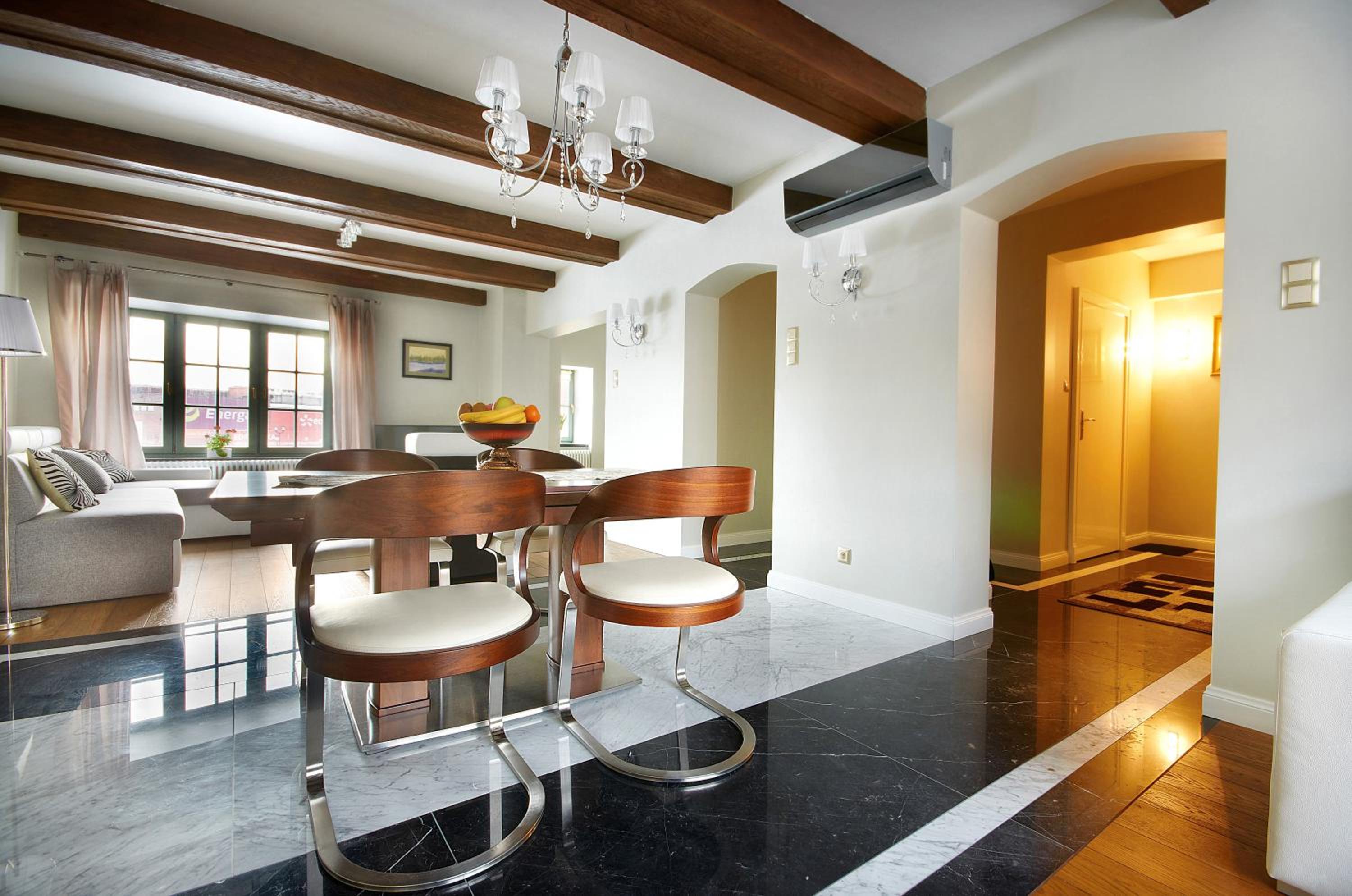 Superior Suite - Photo 16