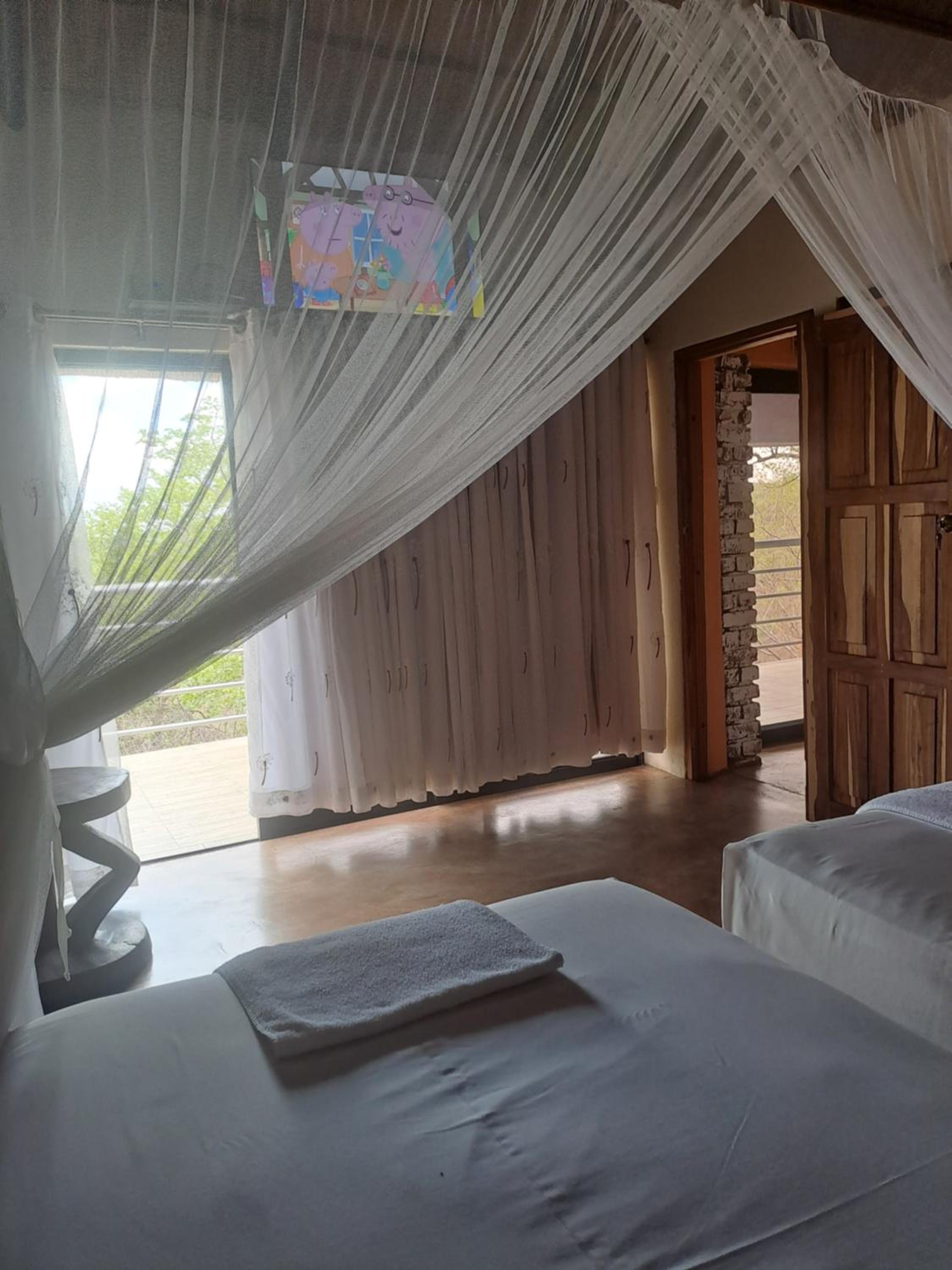 Superior Double or Twin Room with Mountain View photo 2