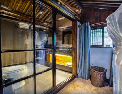 Studio with Spa Bath photo 3