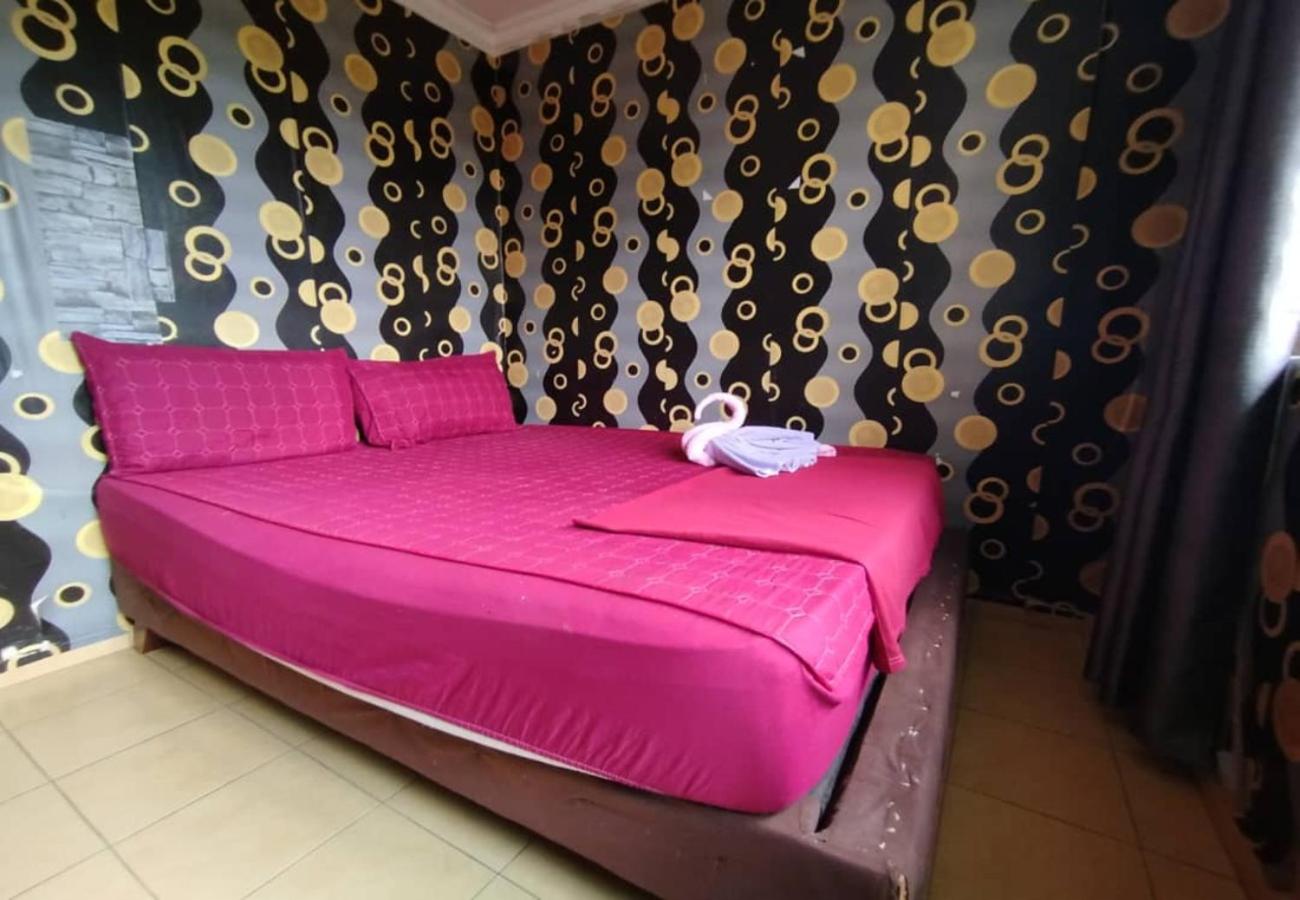 Standard Double Room - Photo 6