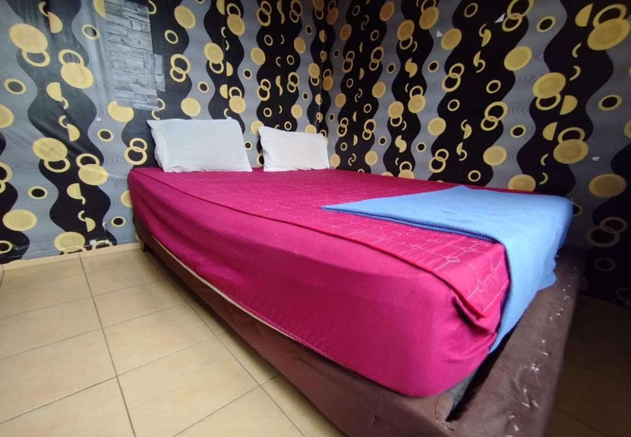 Standard Double Room - Photo 8