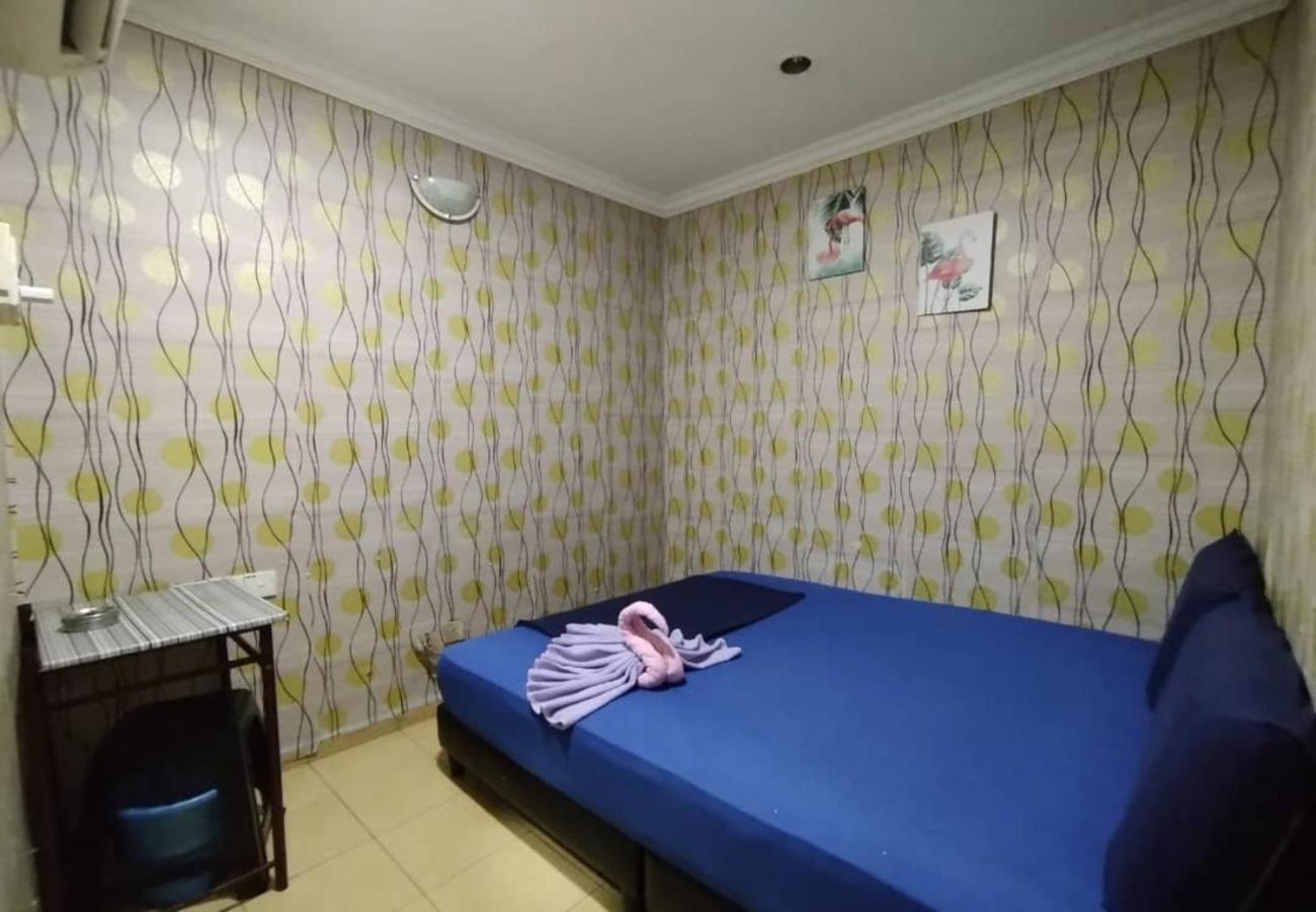 Standard Double Room - Photo 9