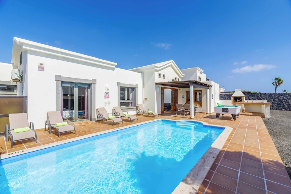 Villa (3 Bedrooms)