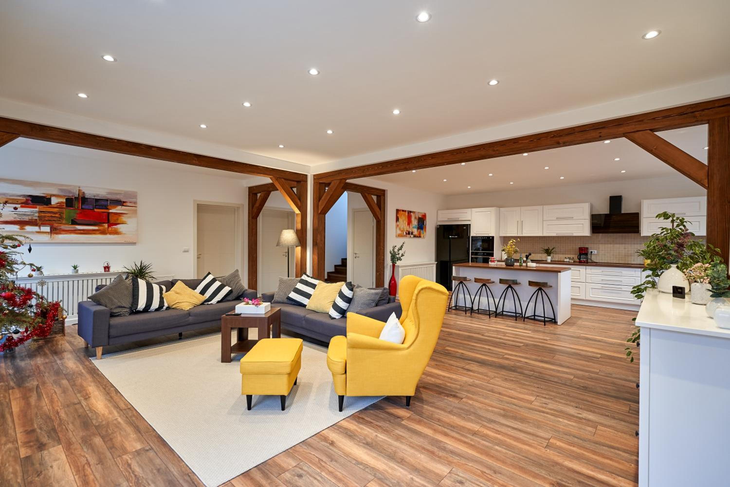 Four-Bedroom House photo 1