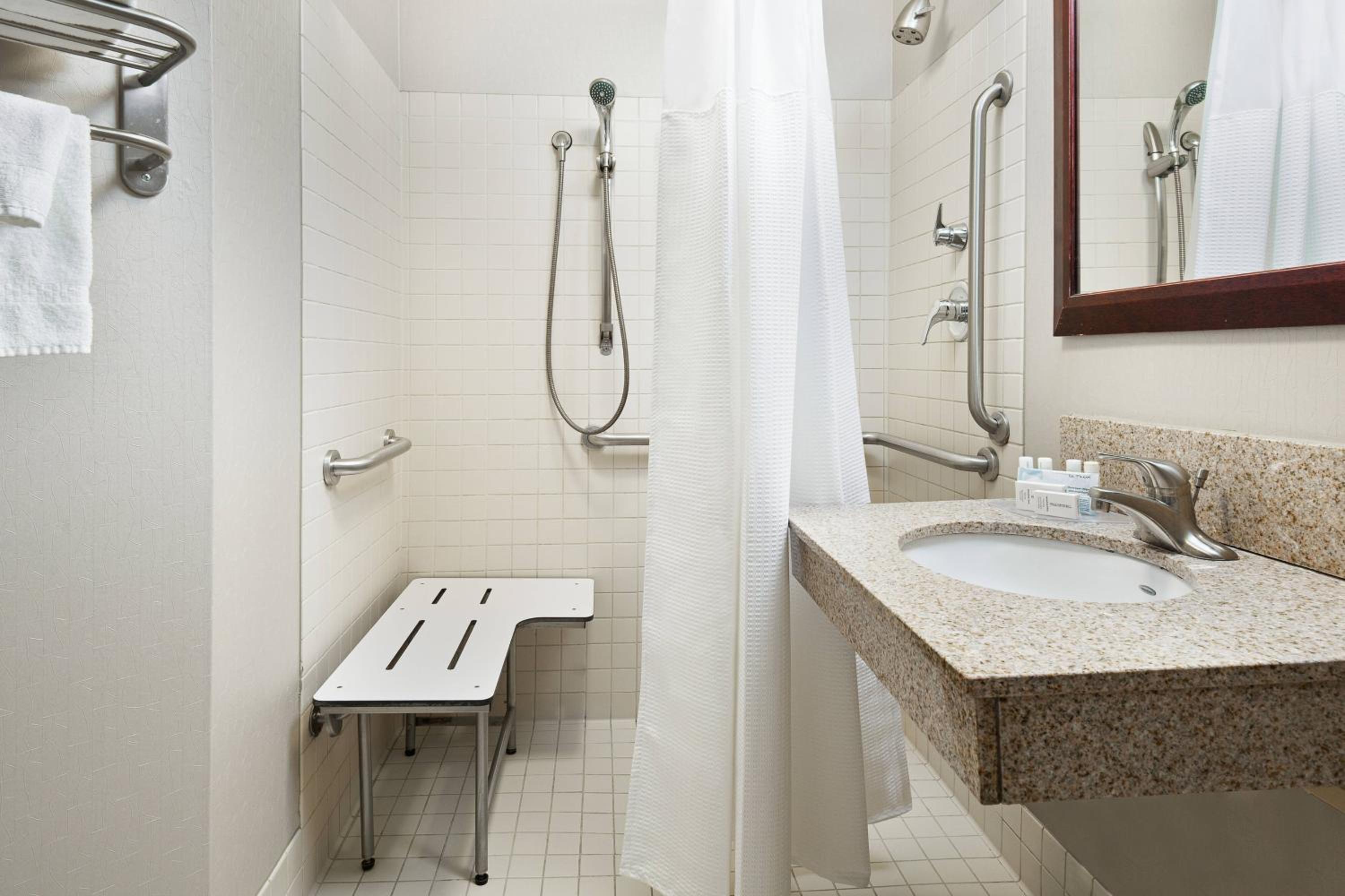 King Suite with Sofa Bed and Adapted Tub - Mobility and Hearing Accessible photo 2