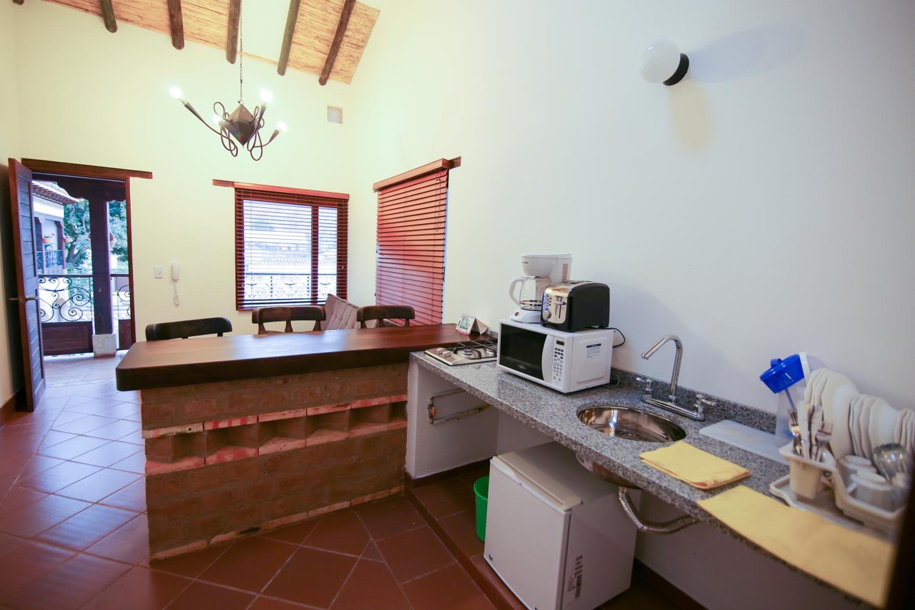 Apartment with Balcony photo 3