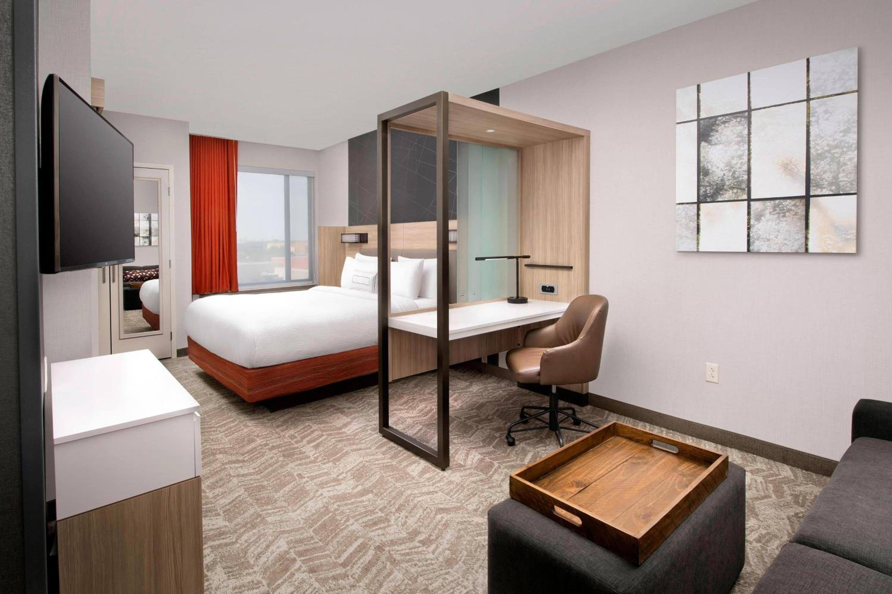 King Suite with Roll-In Shower - Mobility and Hearing Accessible photo 2
