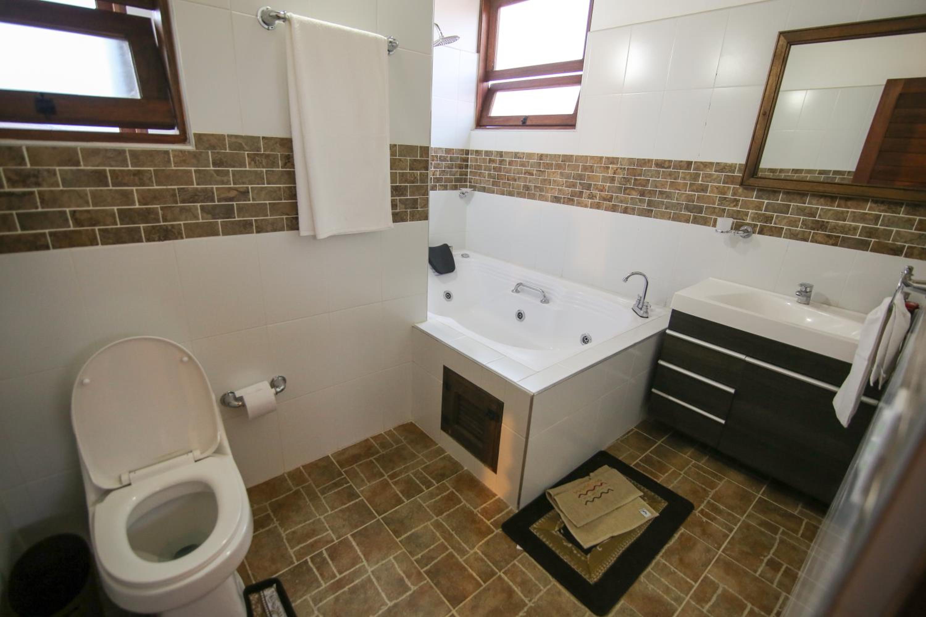 Studio with Spa Bath photo 3