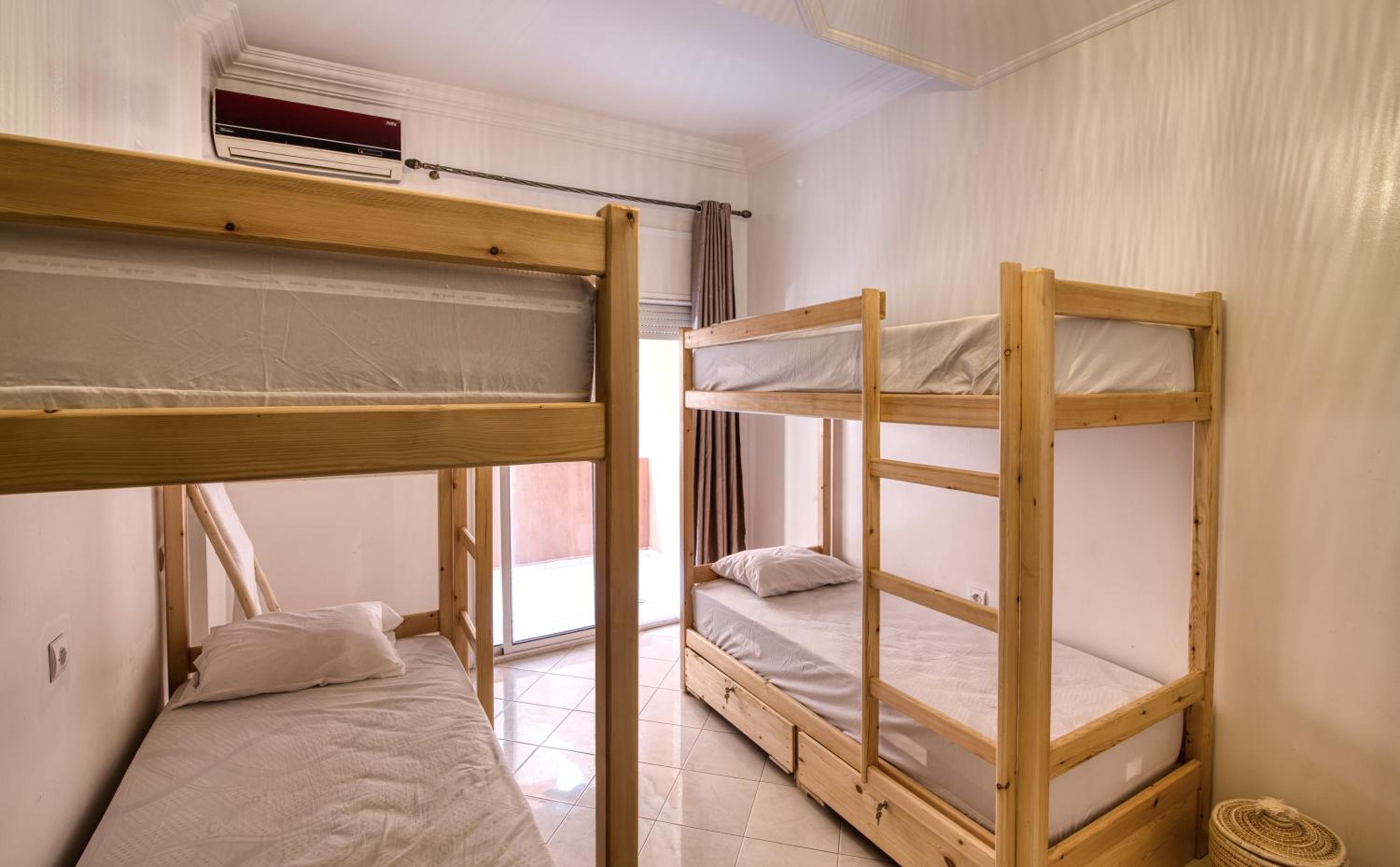 Bed in 4-Bed Female Dormitory Room photo 3