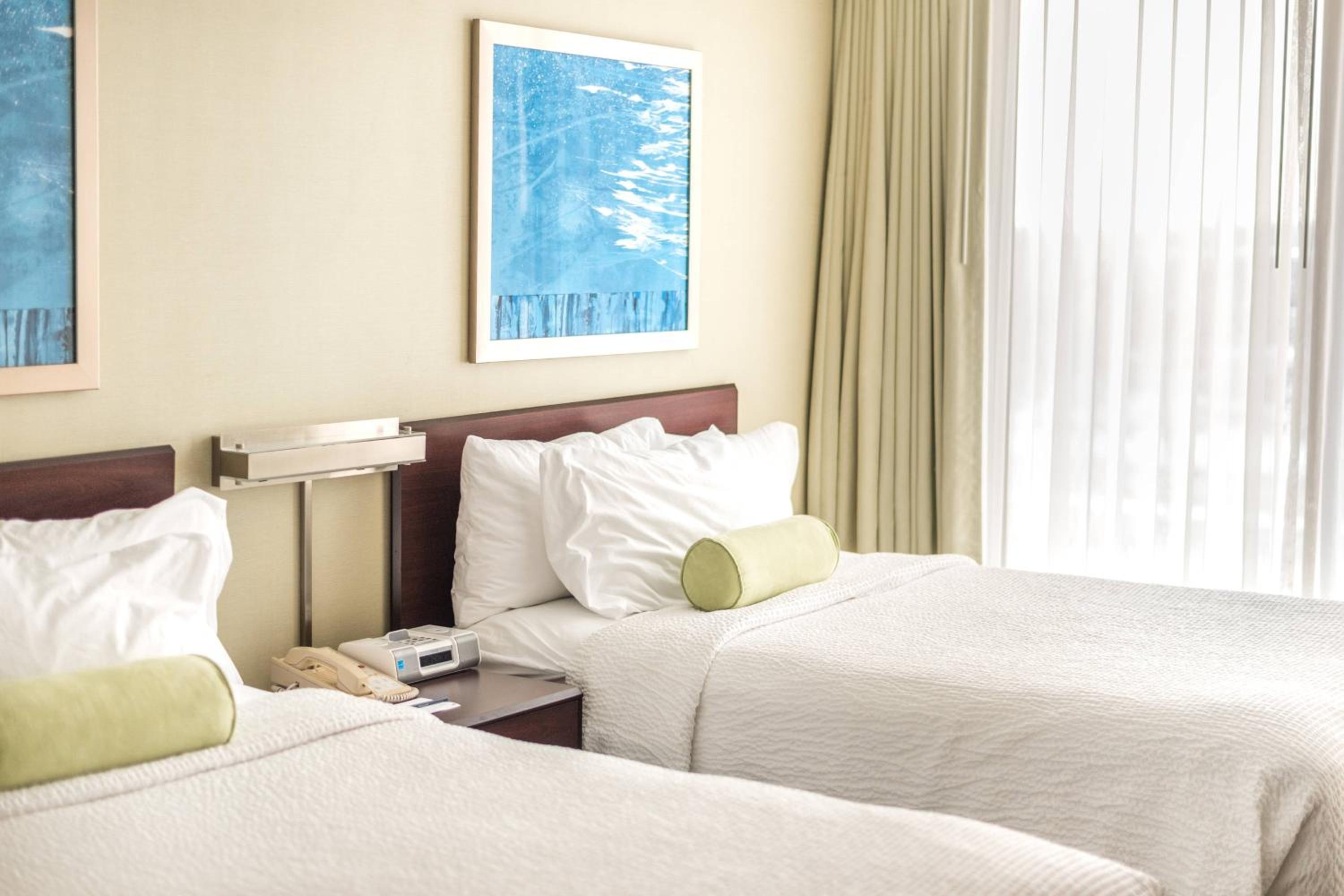 Double Suite with Two Double Beds and Sofa Bed - Photo 2