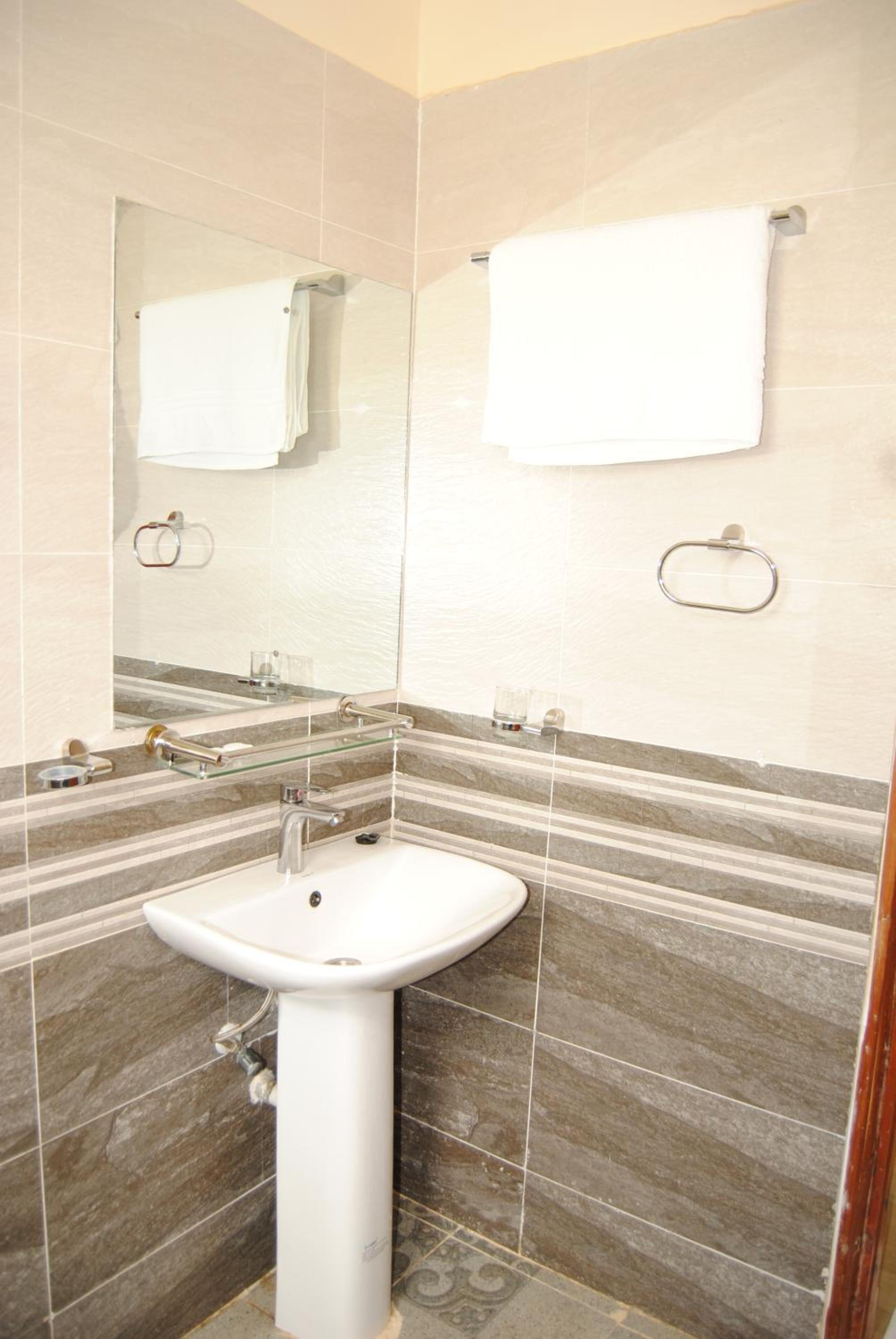 Deluxe Double Room - Photo 5