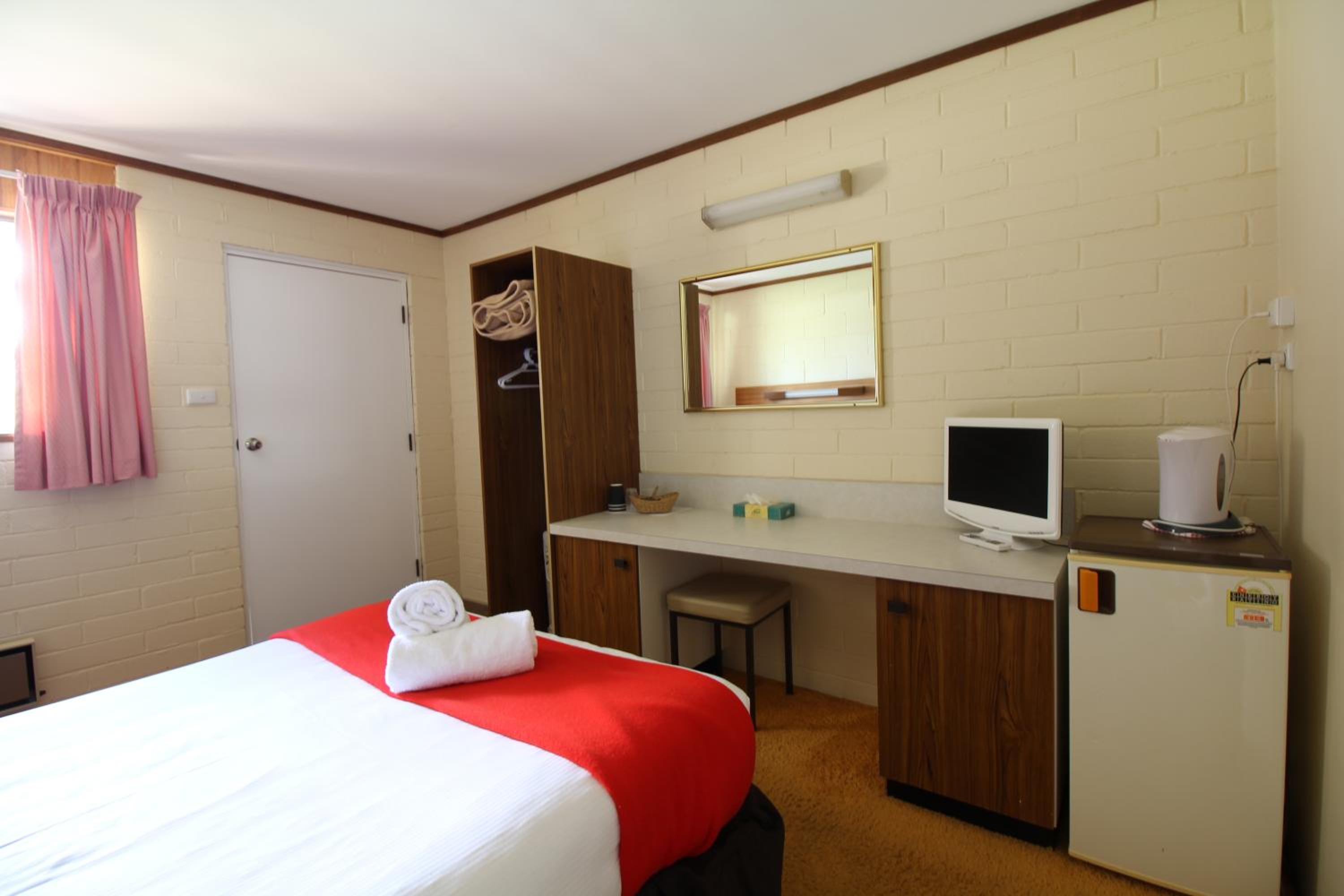 Standard Double Room photo 2