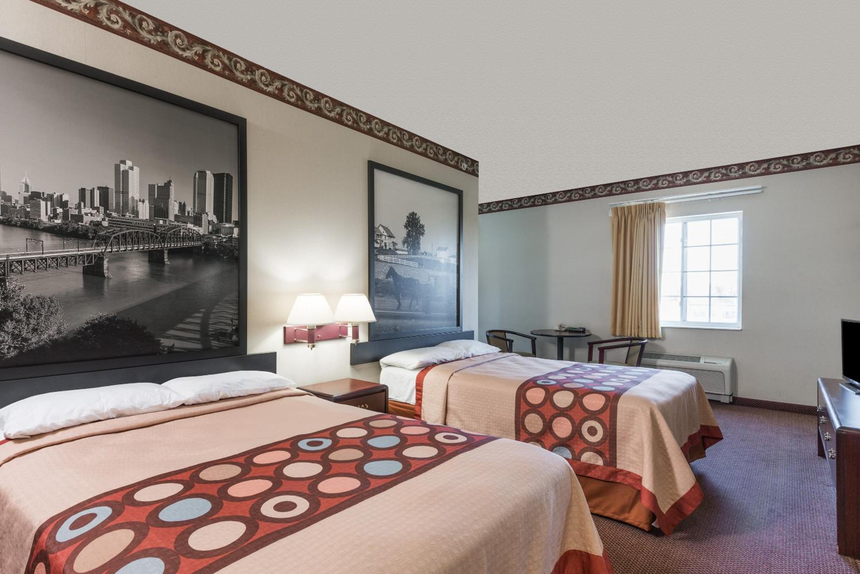 Double Room with Two Double Beds - Non-Smoking - Photo 4