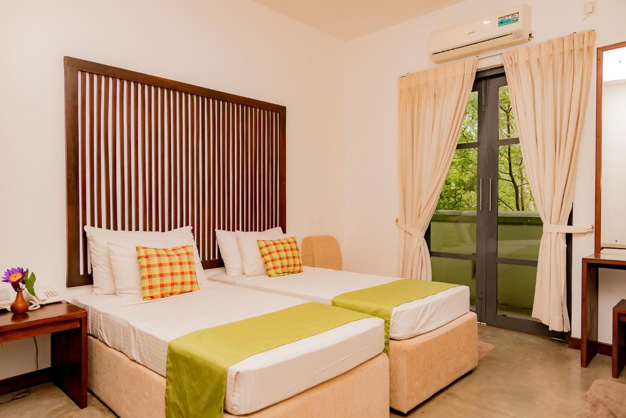Standard Double or Twin Room photo 1