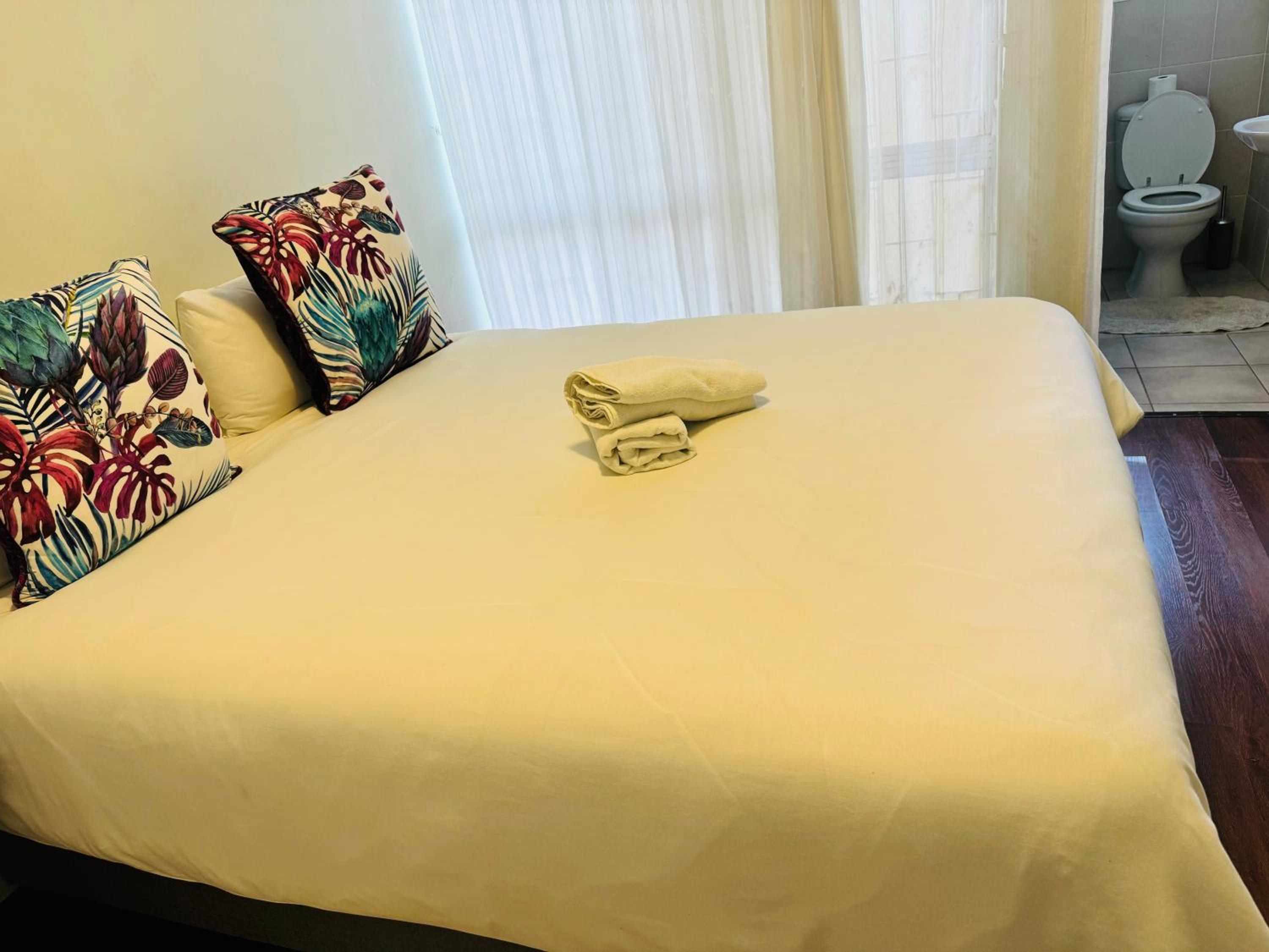 Deluxe Double Room with Shower photo 3