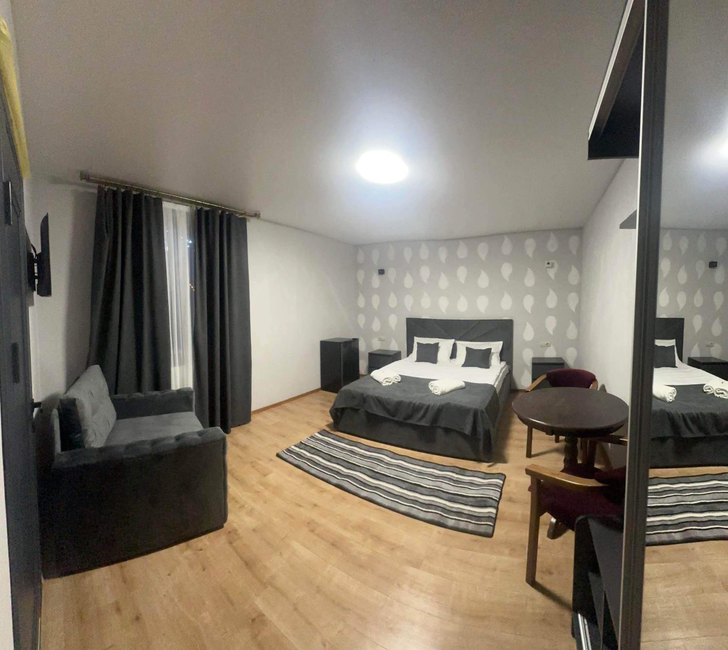 Deluxe Triple Room photo 2