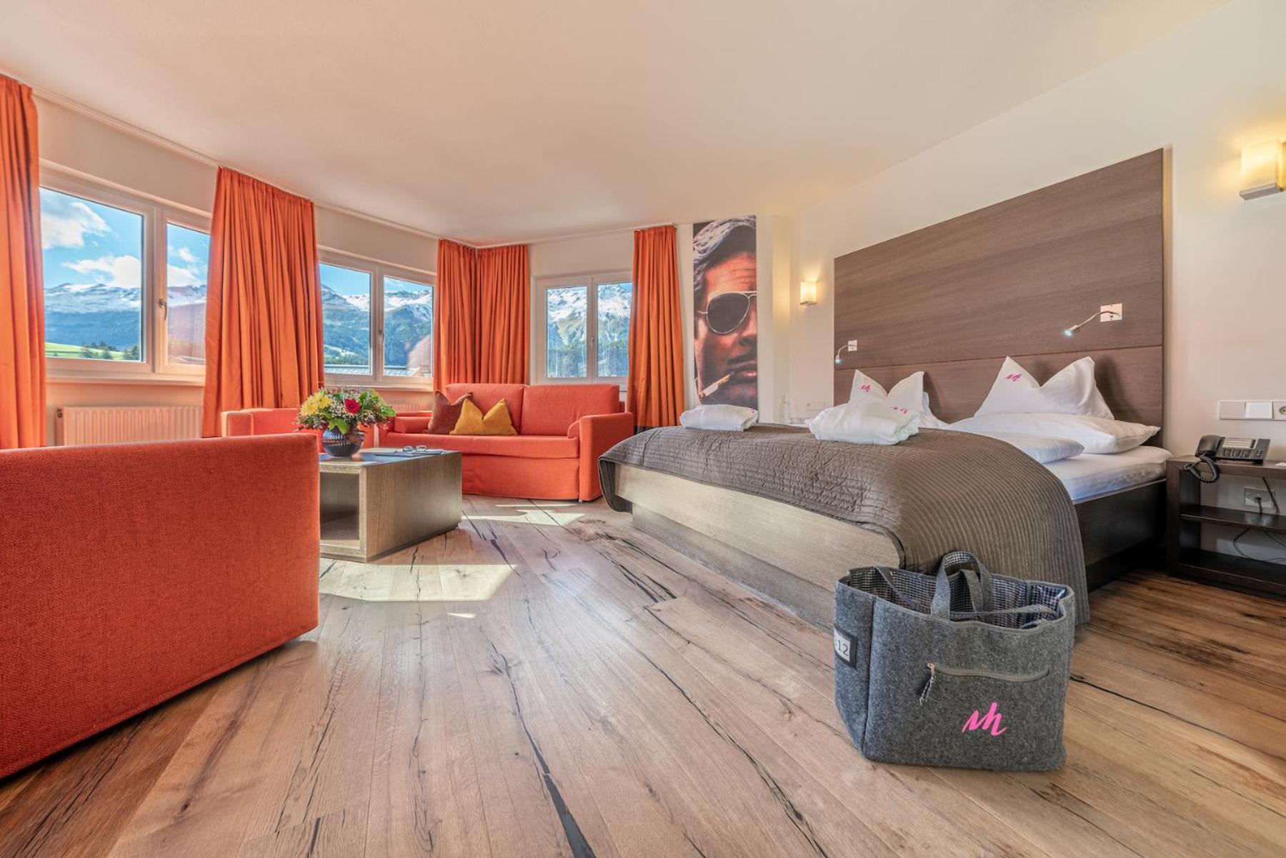 Junior Suite with Mountain View - Photo 5