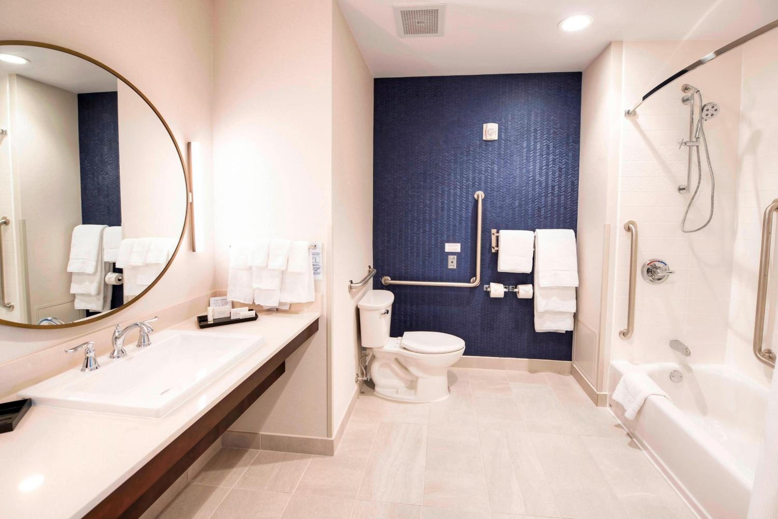Fairfield Inn & Suites by Marriott Ottawa Airport, Zdjęcie 2
