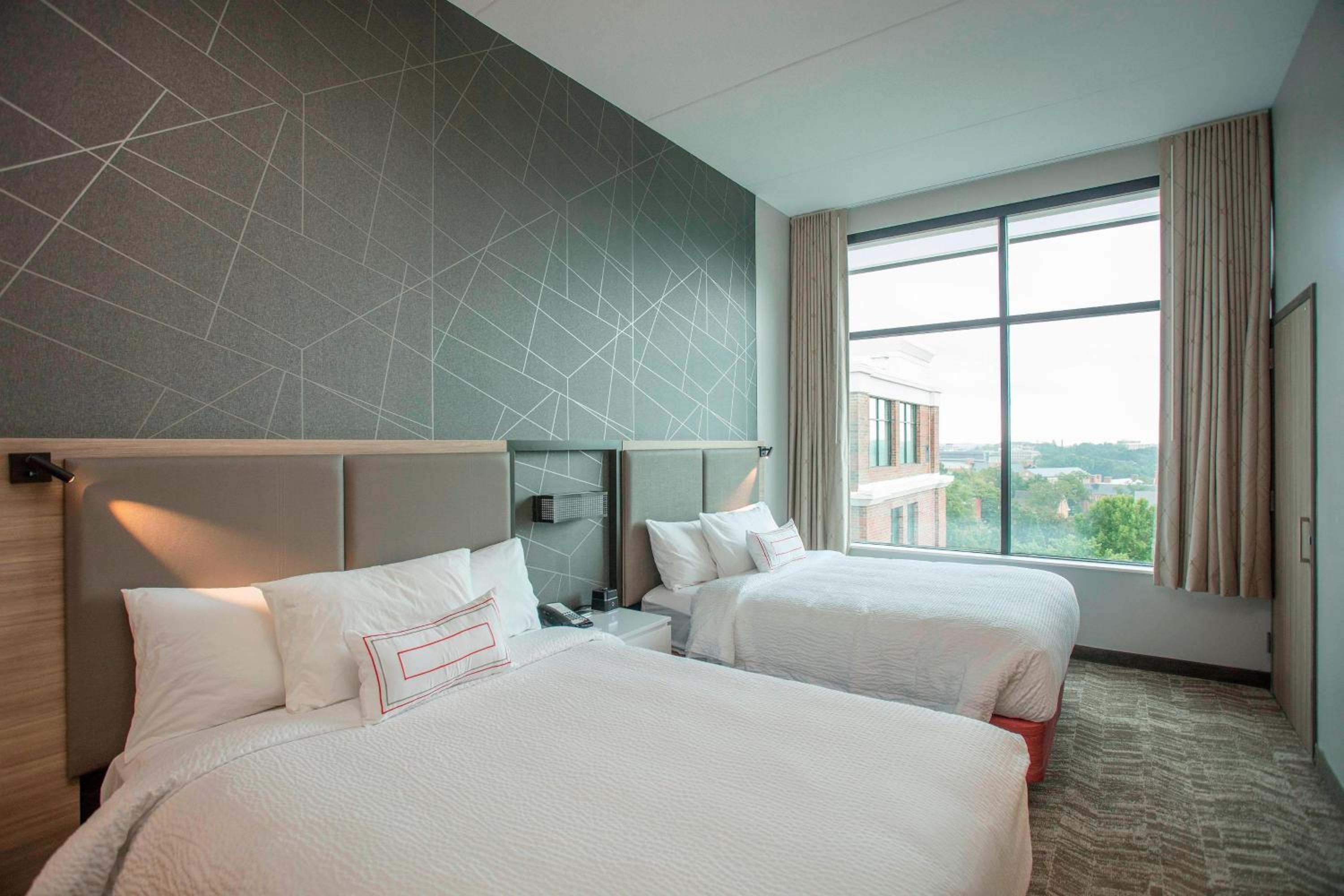 Suite with 2 Queen Trundle Beds - Photo 1