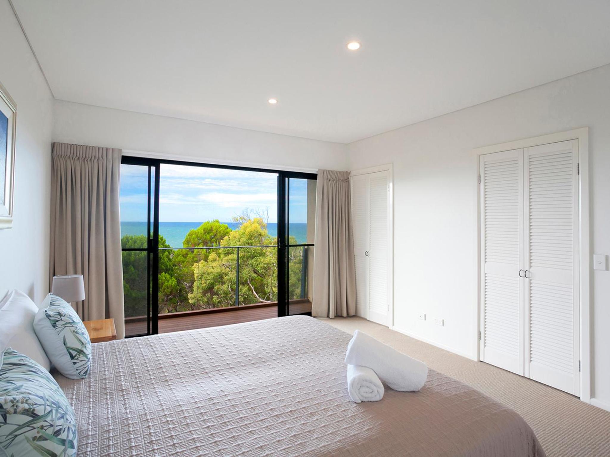 Two-Bedroom Terrace - Photo 16