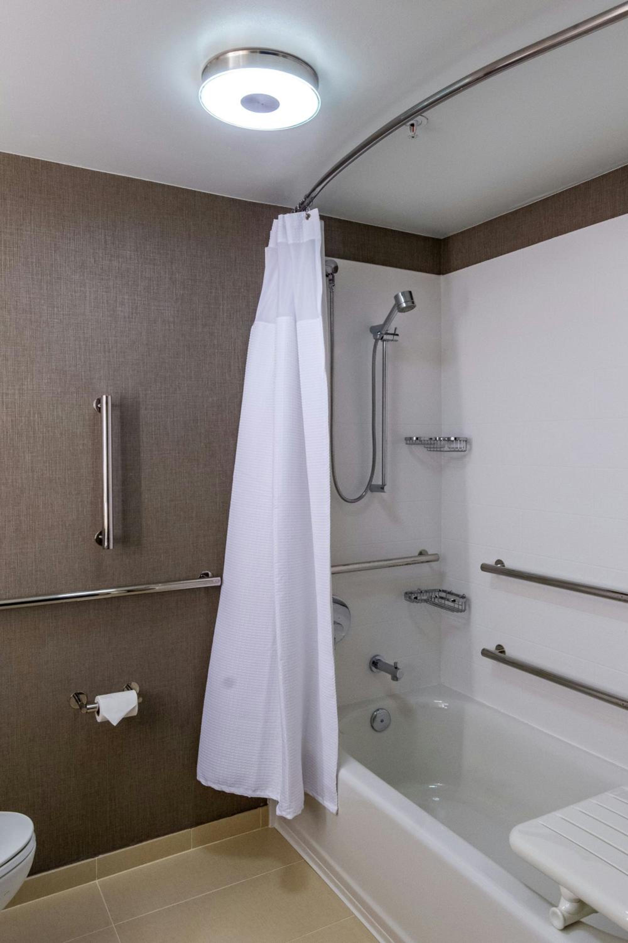King Suite with Sofa Bed - Hearing Accessible - Photo 15