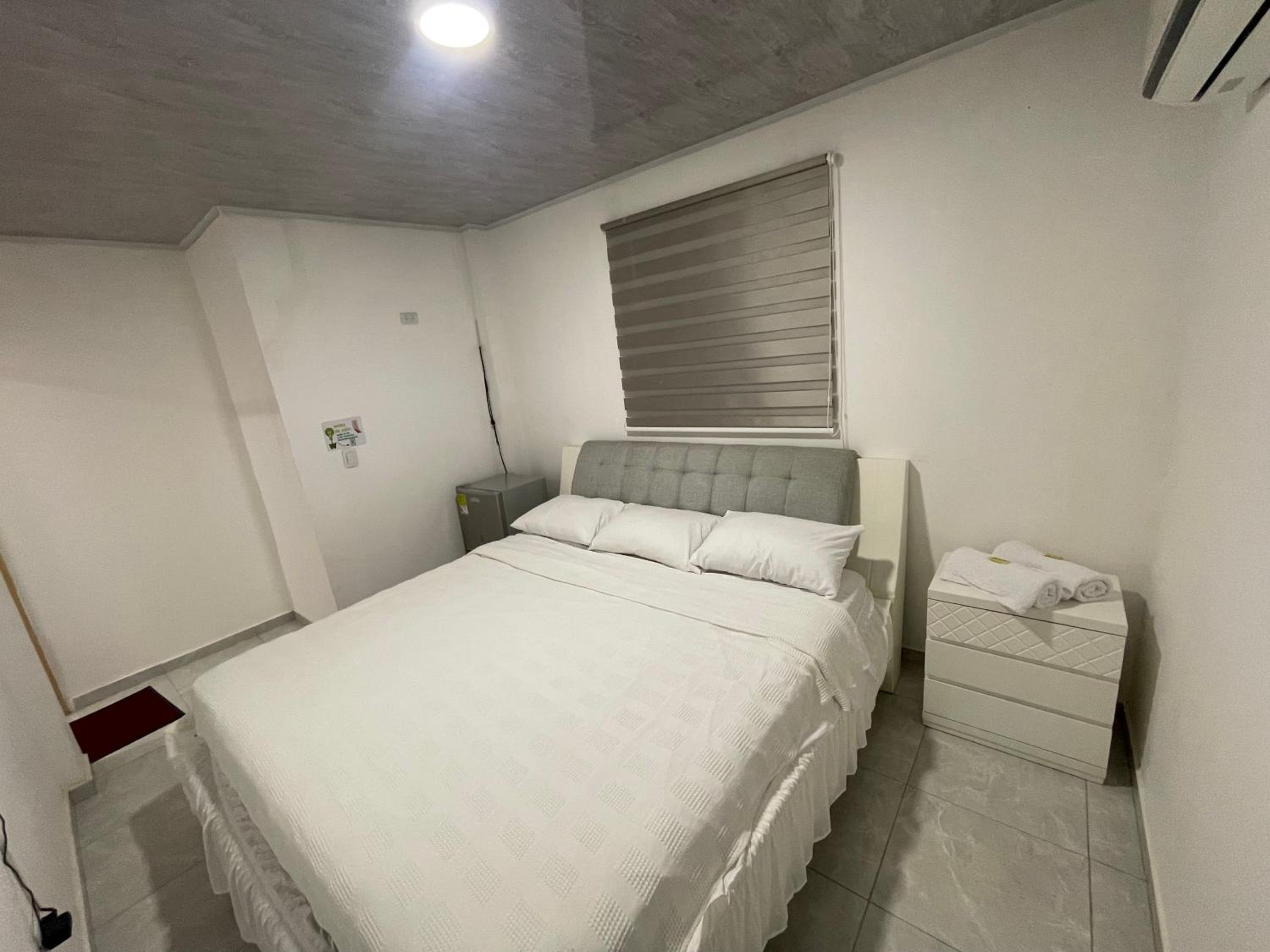 Standard King Room photo 1