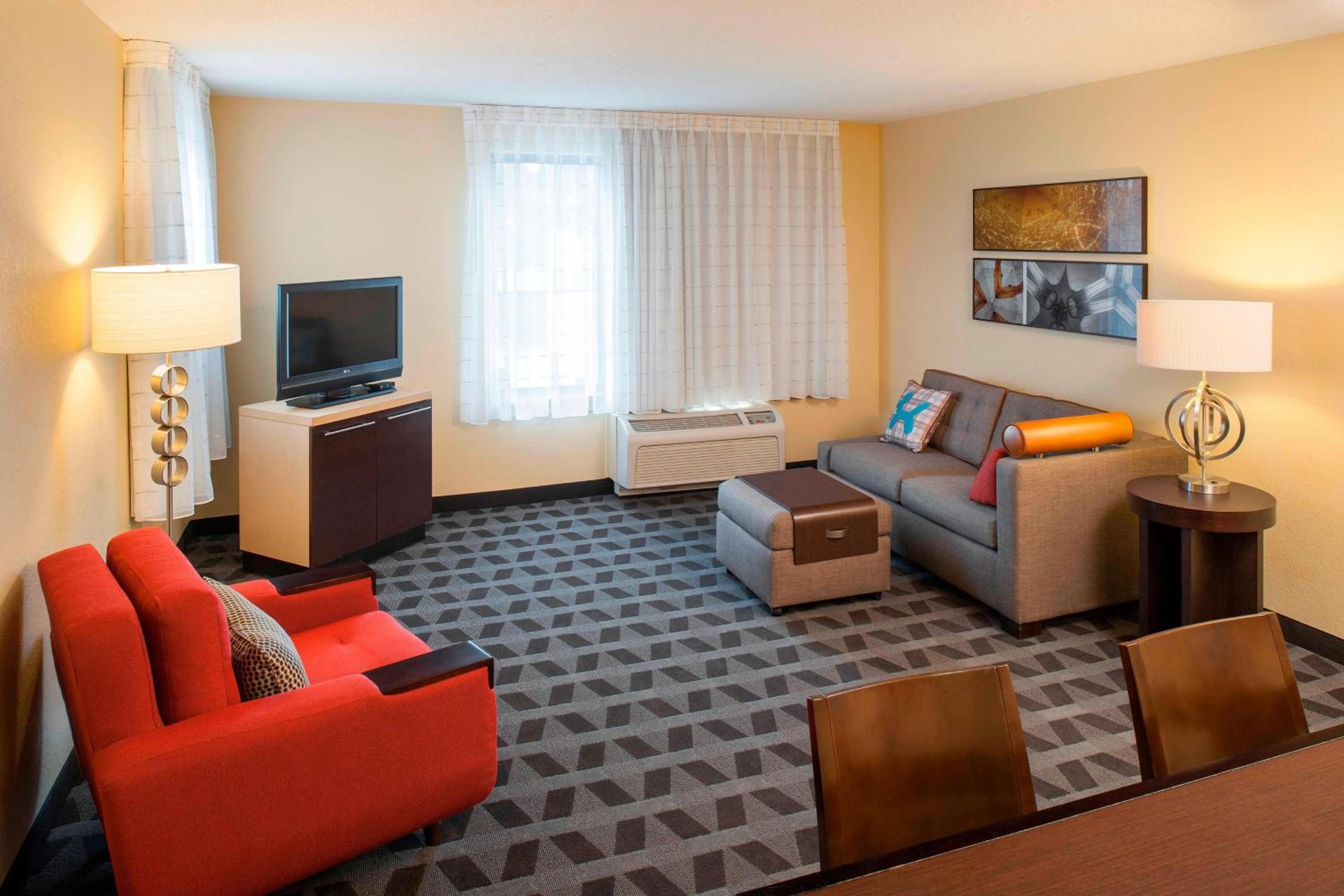 Two-Bedroom Suite photo 1