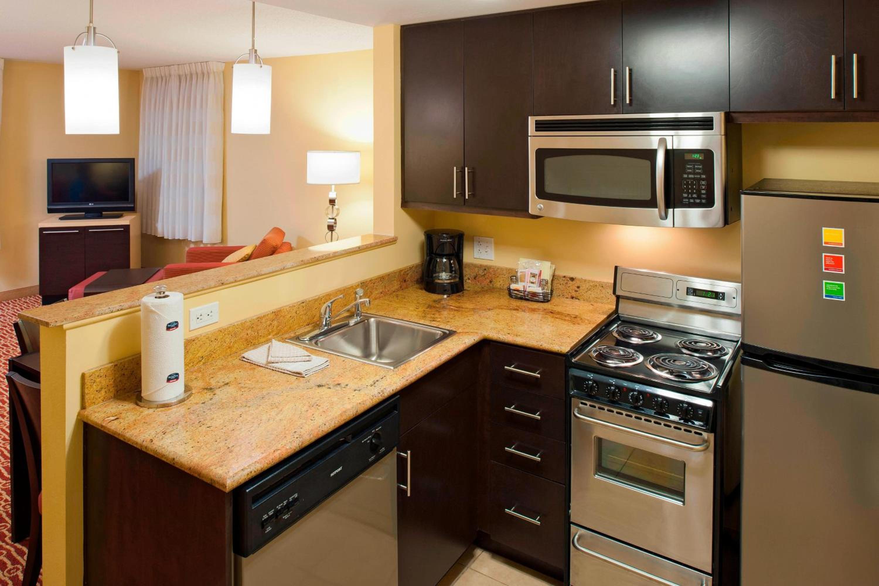 Two-Bedroom Suite photo 3