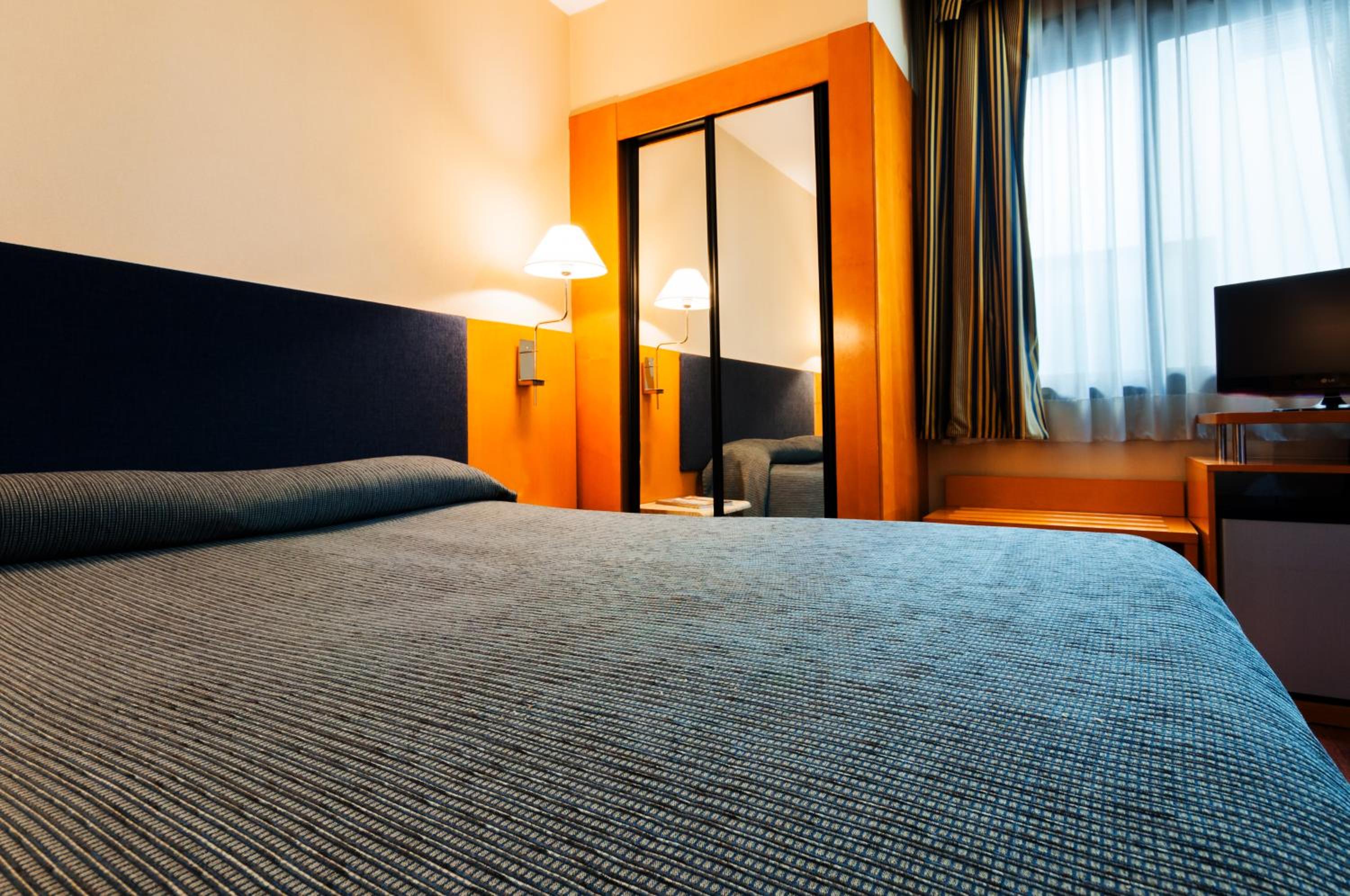 Double or Twin Room photo 2