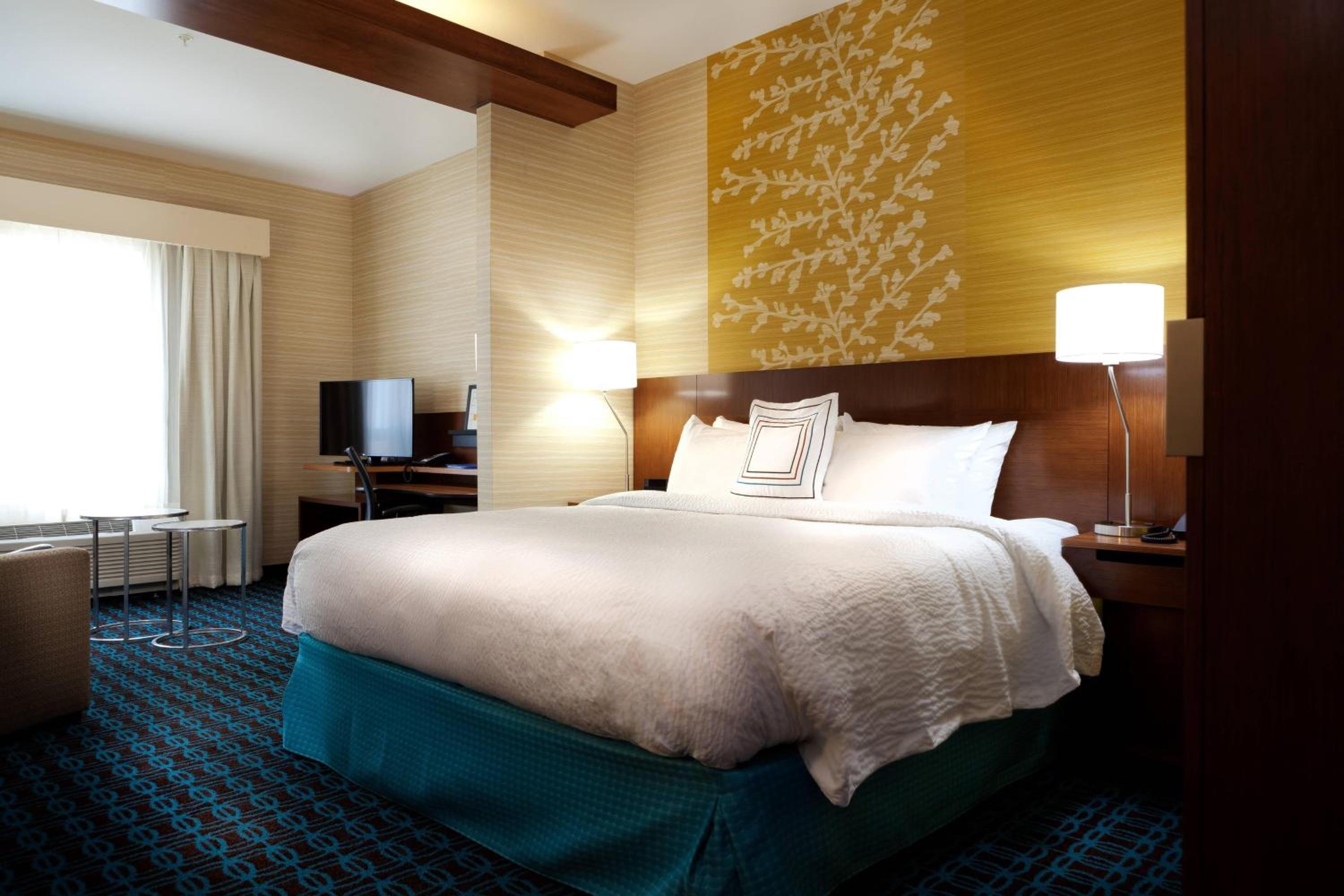 King Suite with Roll-In Shower and Sofa Bed - Mobility Access/Hearing Accessible photo 2