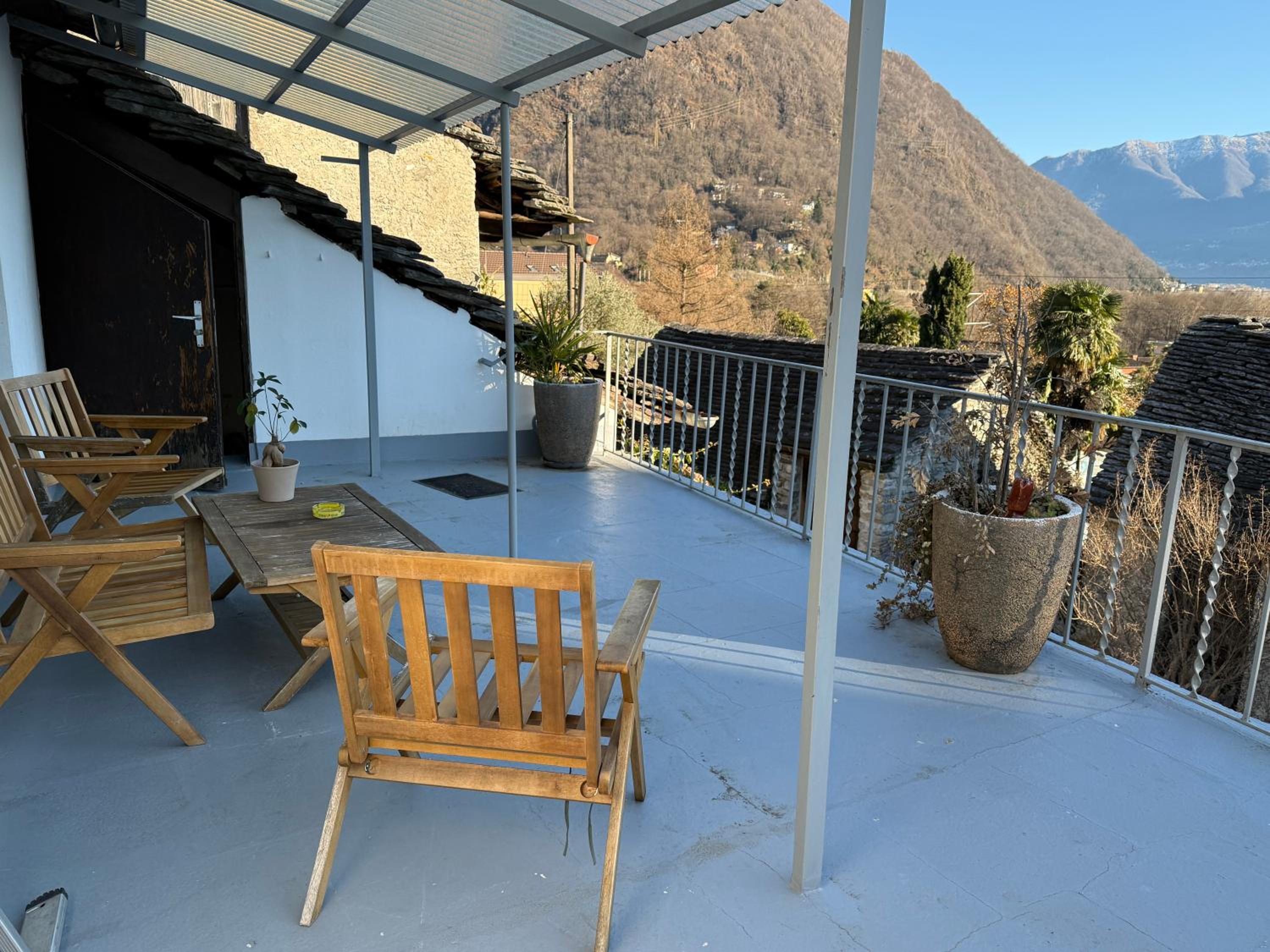 Family Room with Terrace photo 2