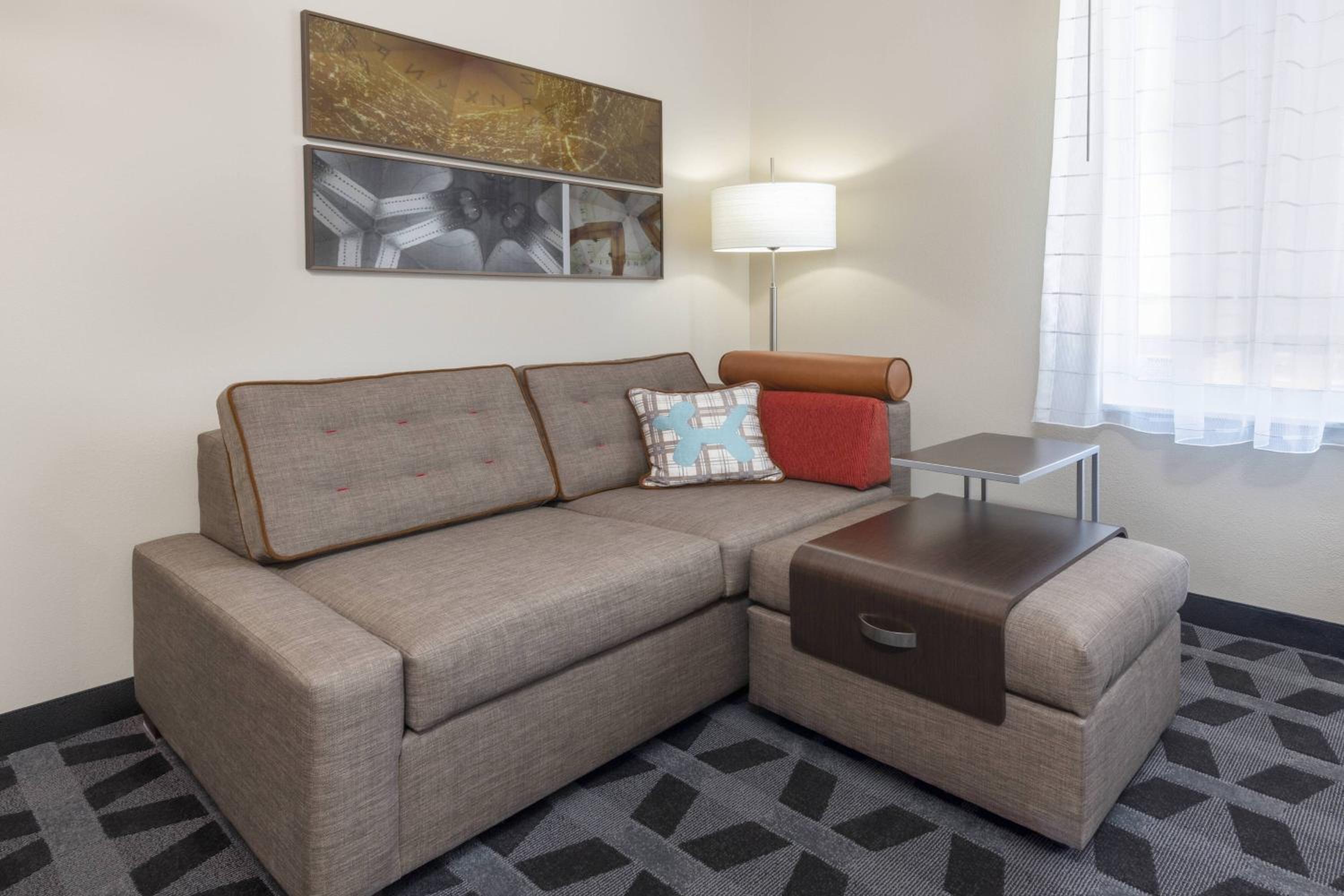 King Studio with Sofa Bed and Adapted Tub - Mobility Accessible photo 1