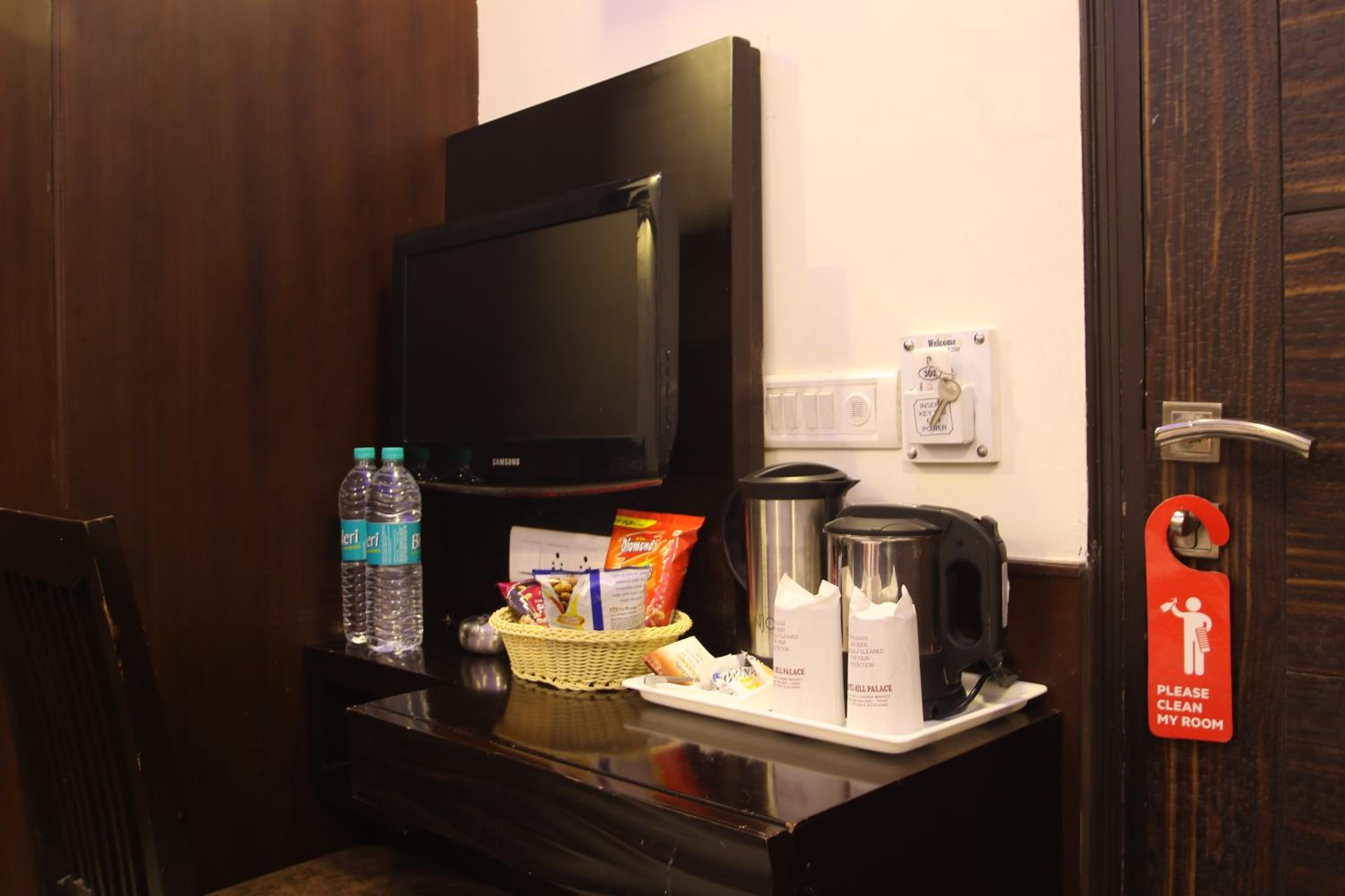 Deluxe Room - Photo 6