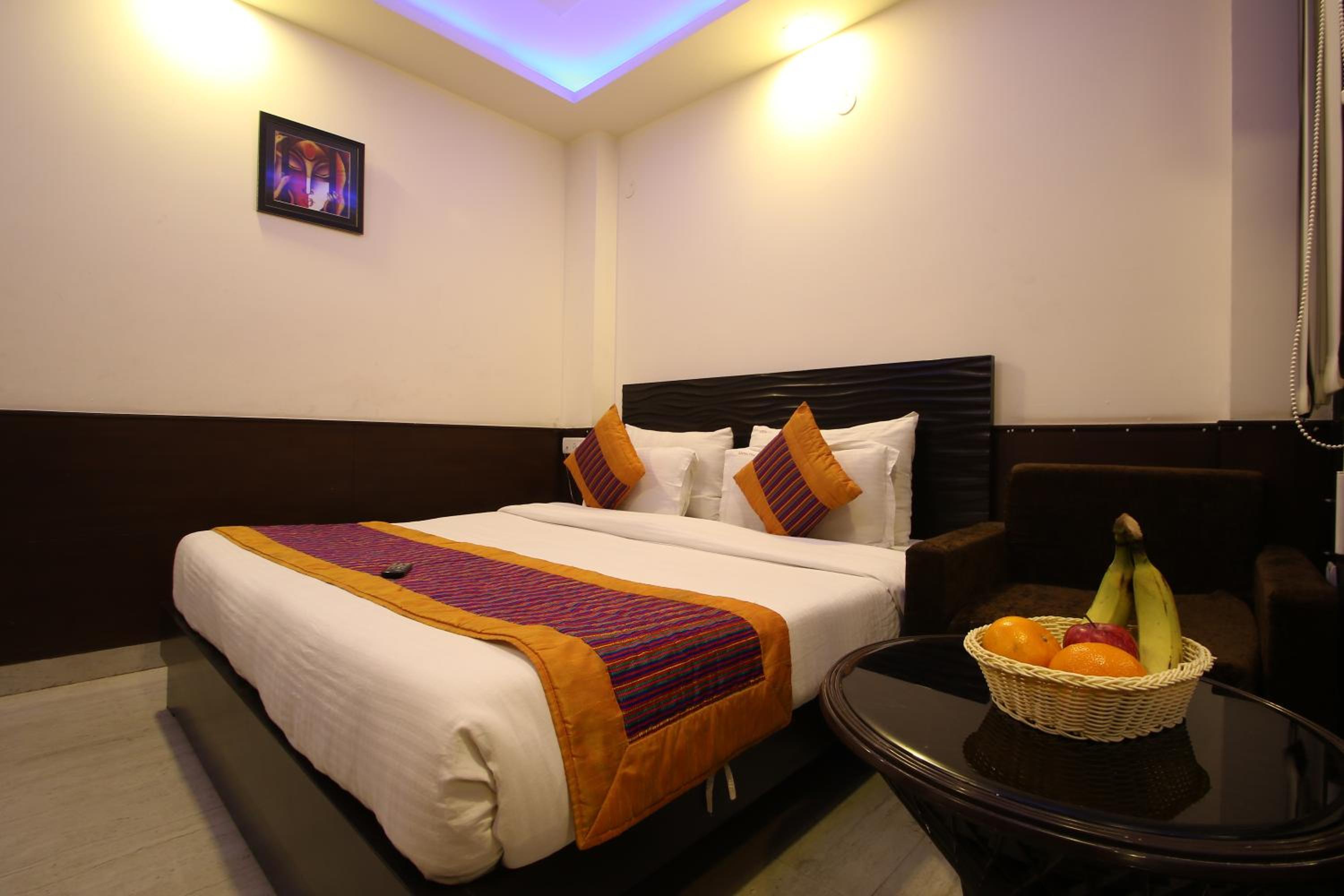 Deluxe Room - Photo 4