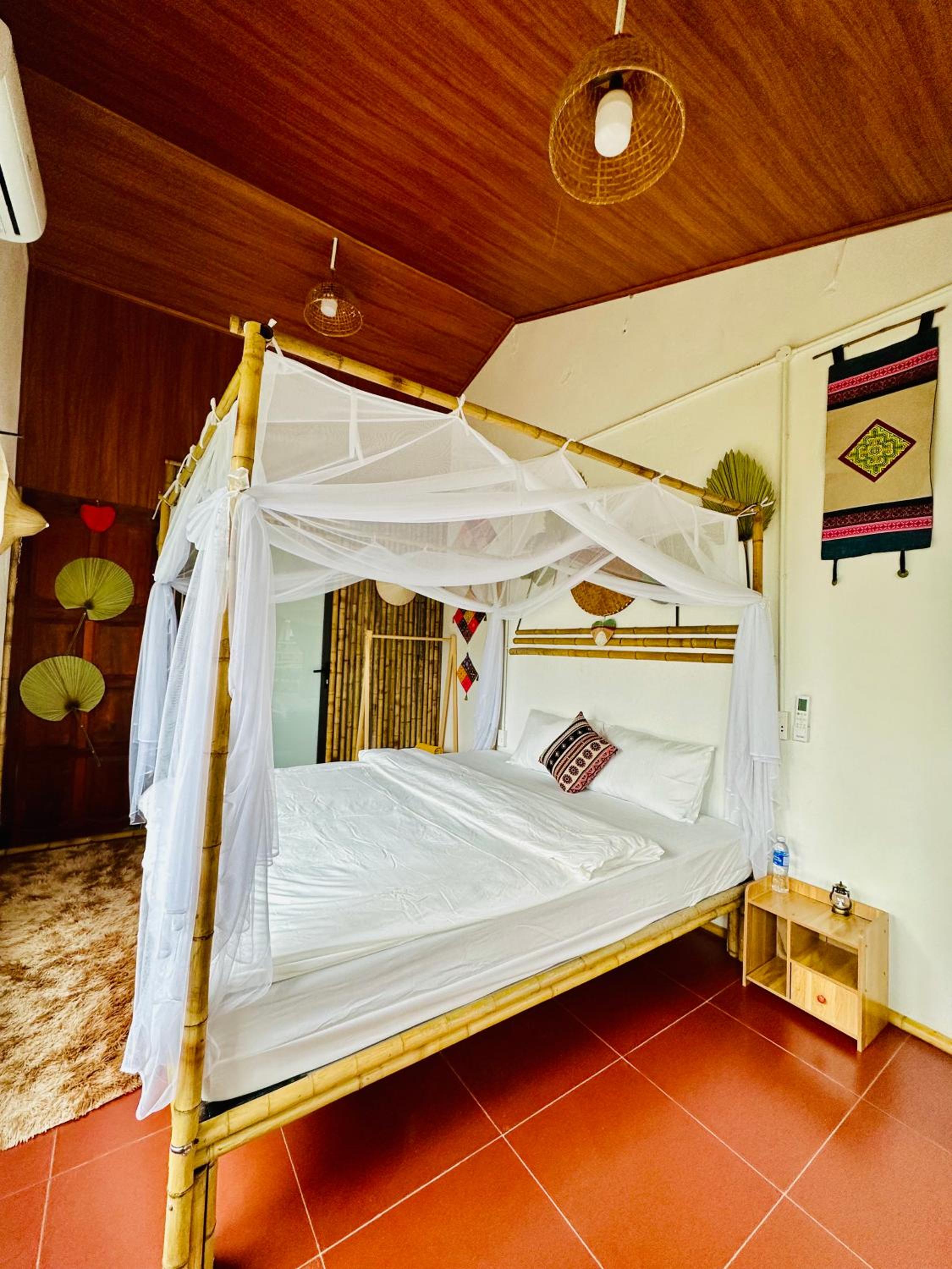 Deluxe Bungalow