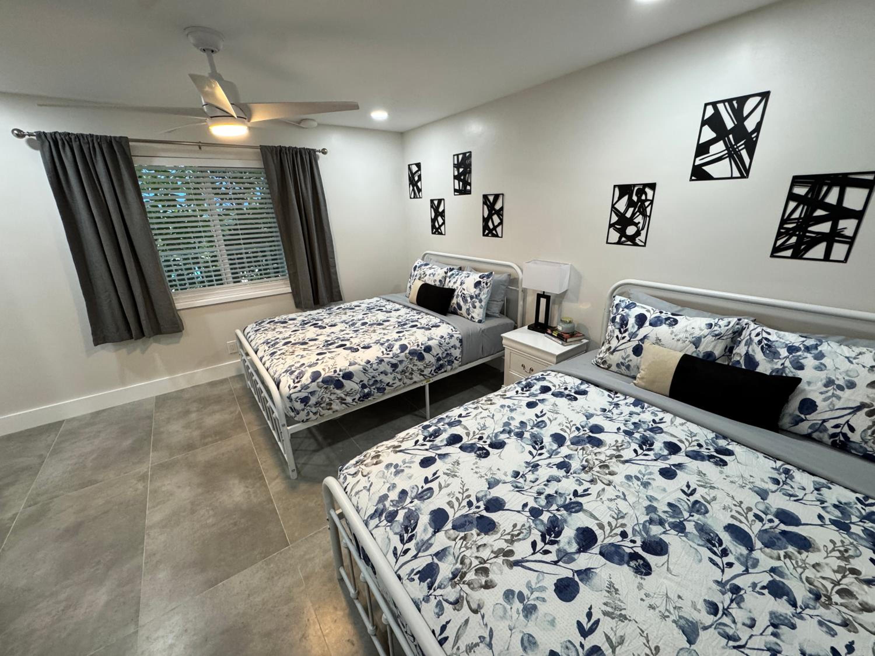 Two-Bedroom Apartment - Photo 14