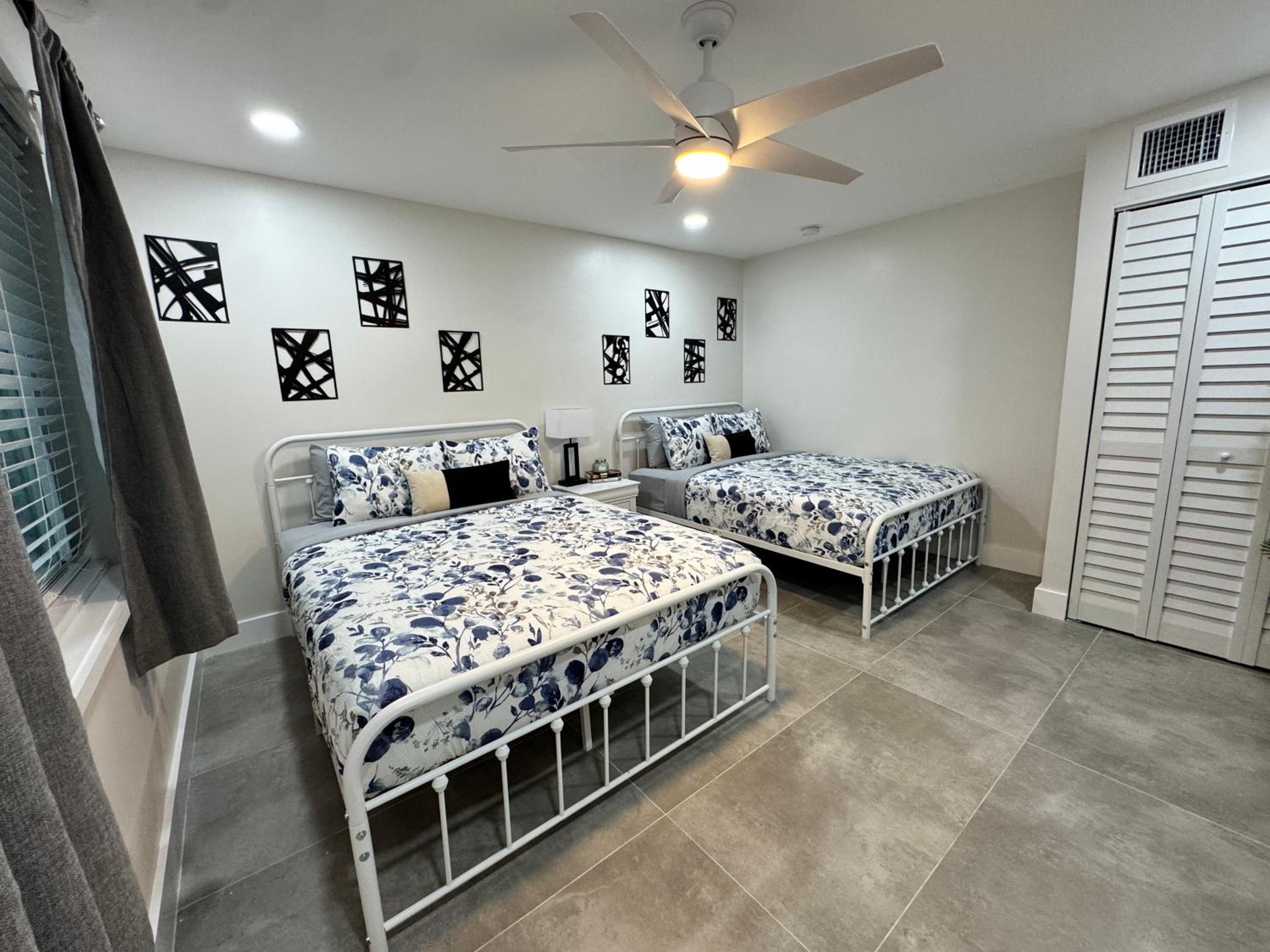 Two-Bedroom Apartment - Photo 4