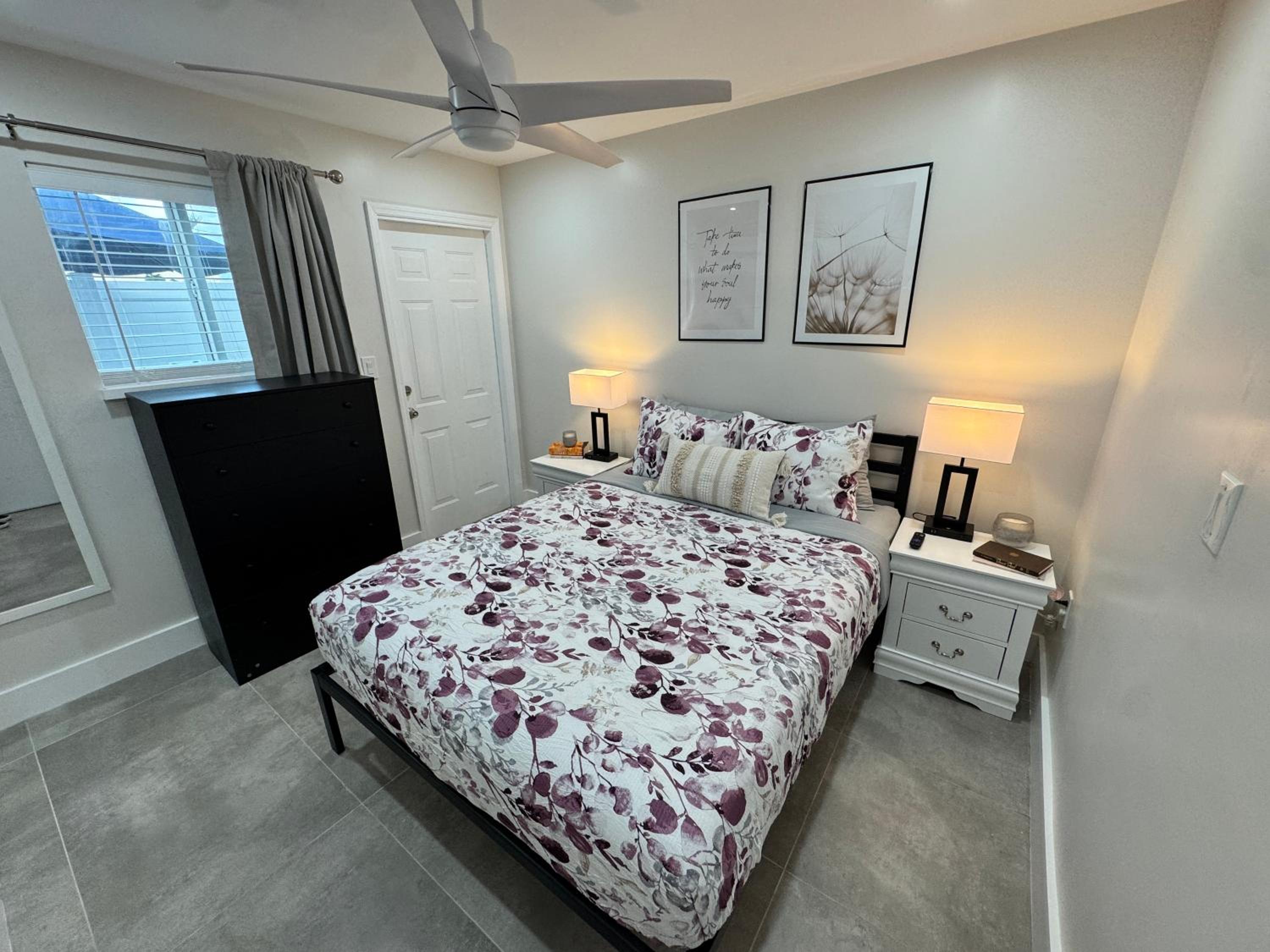 Two-Bedroom Apartment - Photo 3