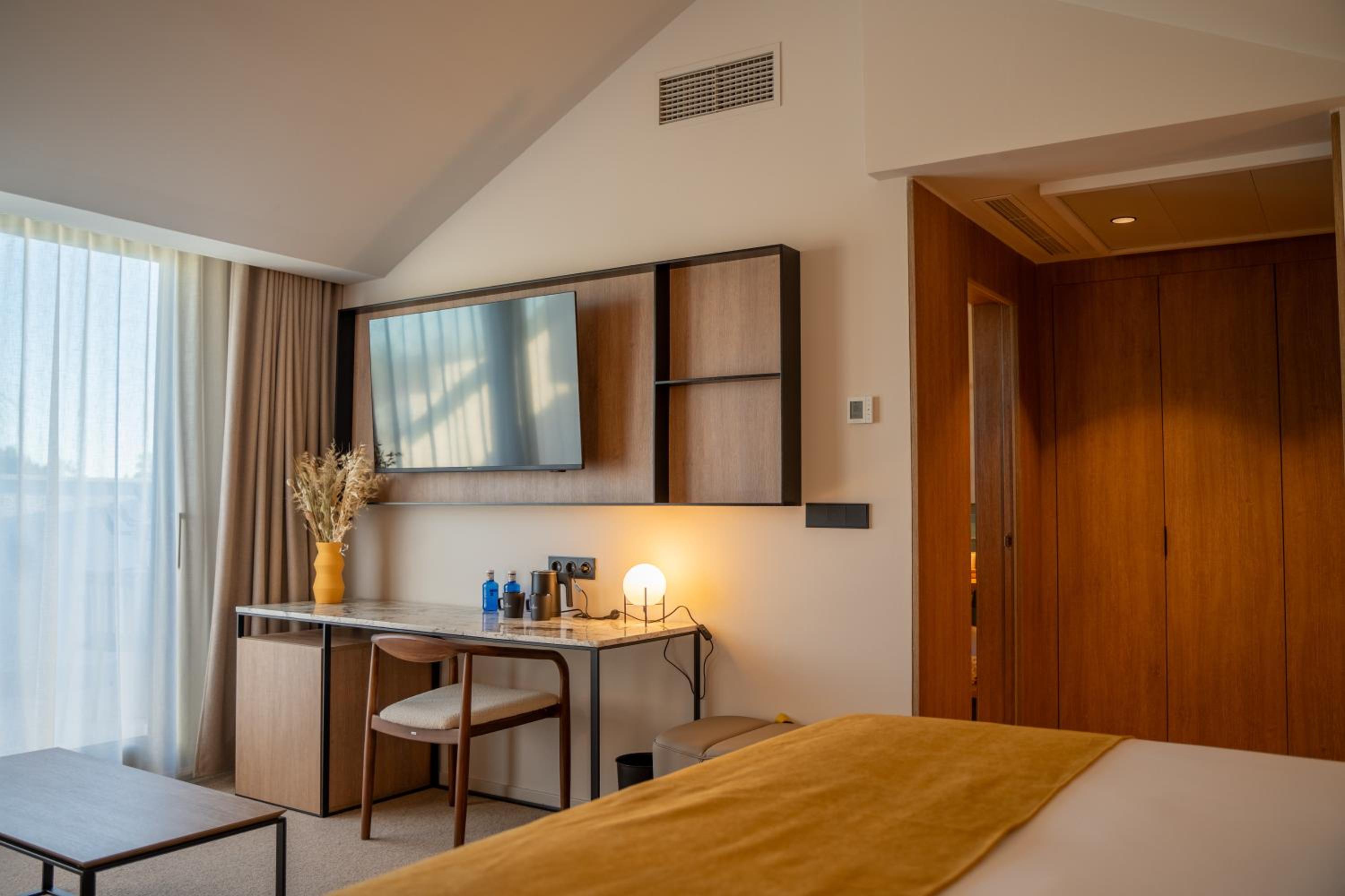 Double or Twin Room with Garden View Double or Twin Room with Garden View