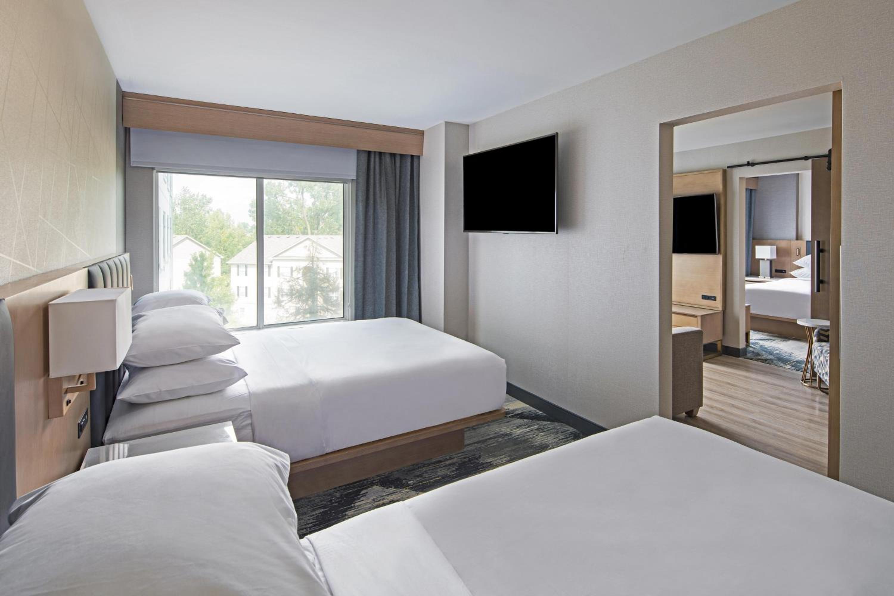 Queen Suite with Sofa Bed - Mobility/Hearing Accessible with Roll-In Shower  - Photo 3