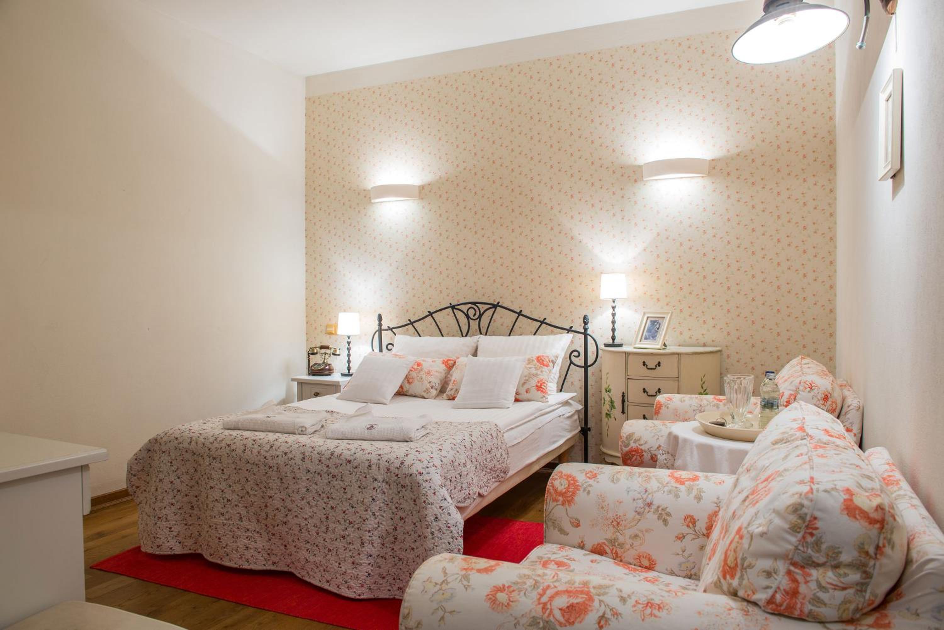 Classic Double Room