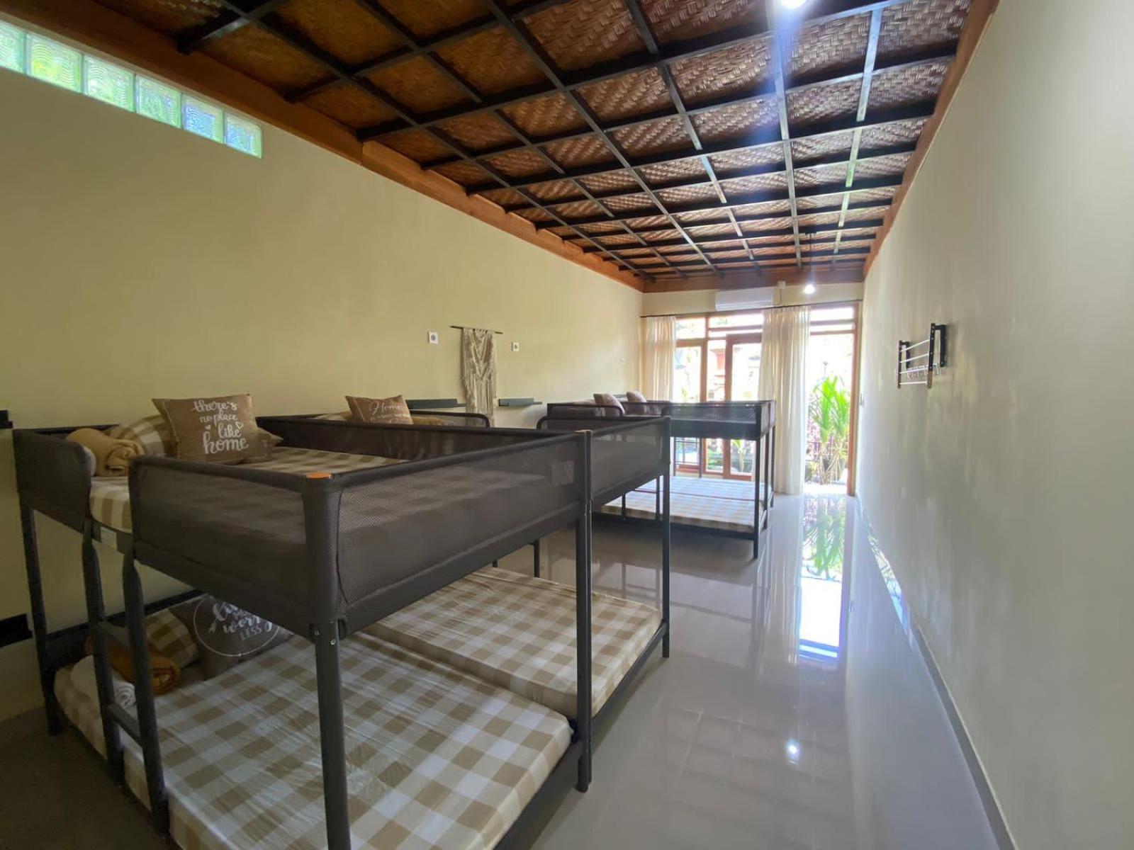 Family Suite with Balcony - Photo 5