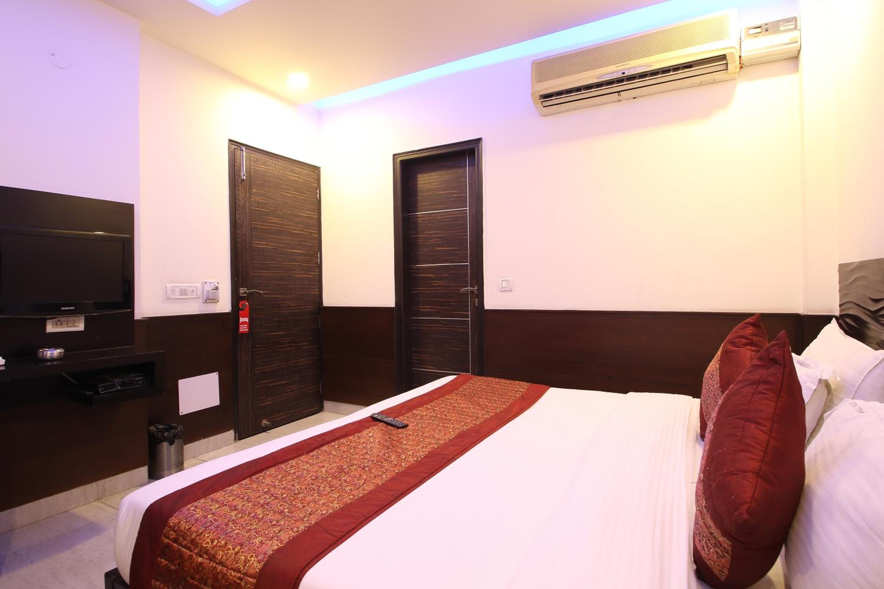 Superior Double Room - Photo 8