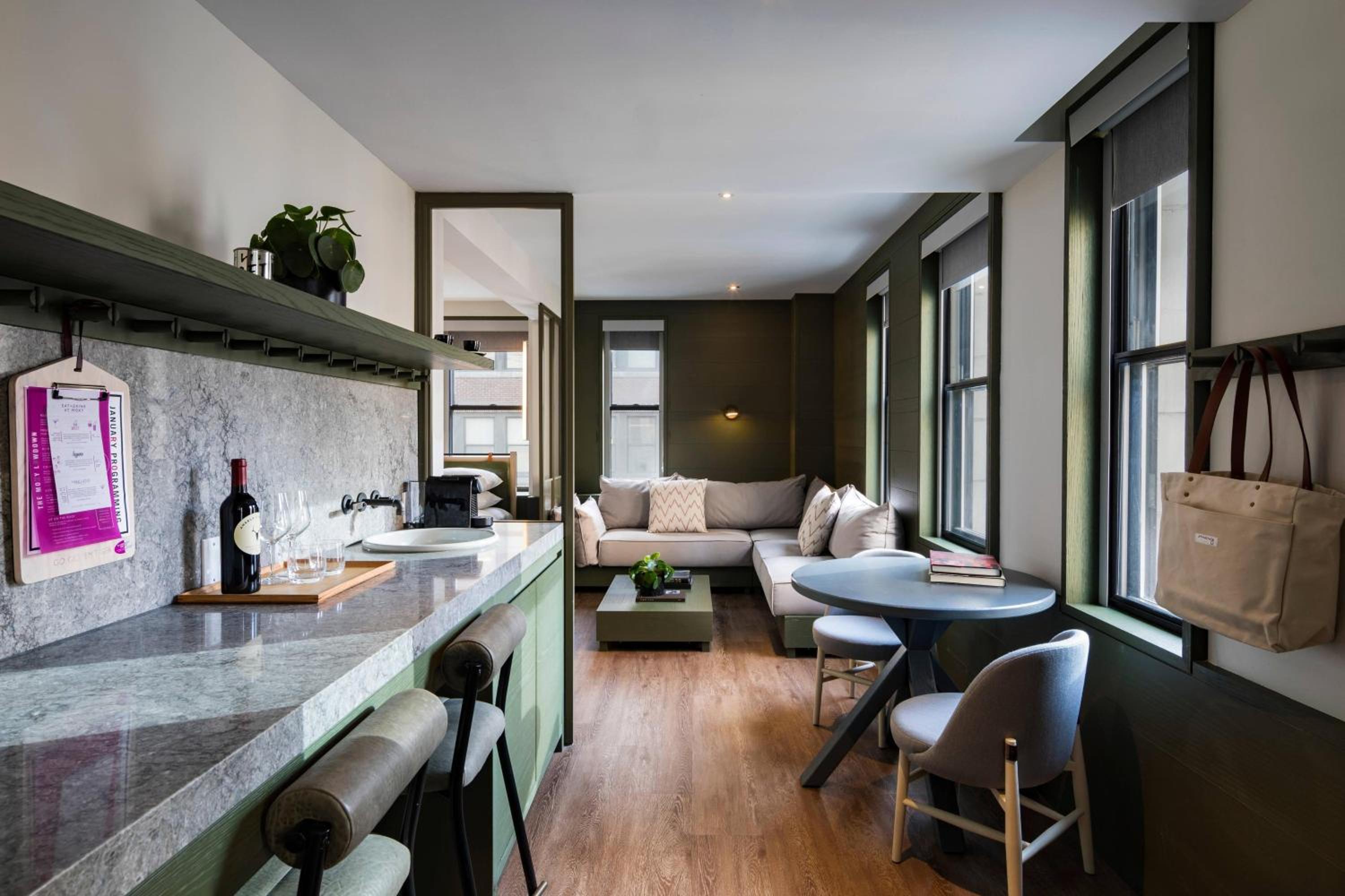 King Suite photo 2