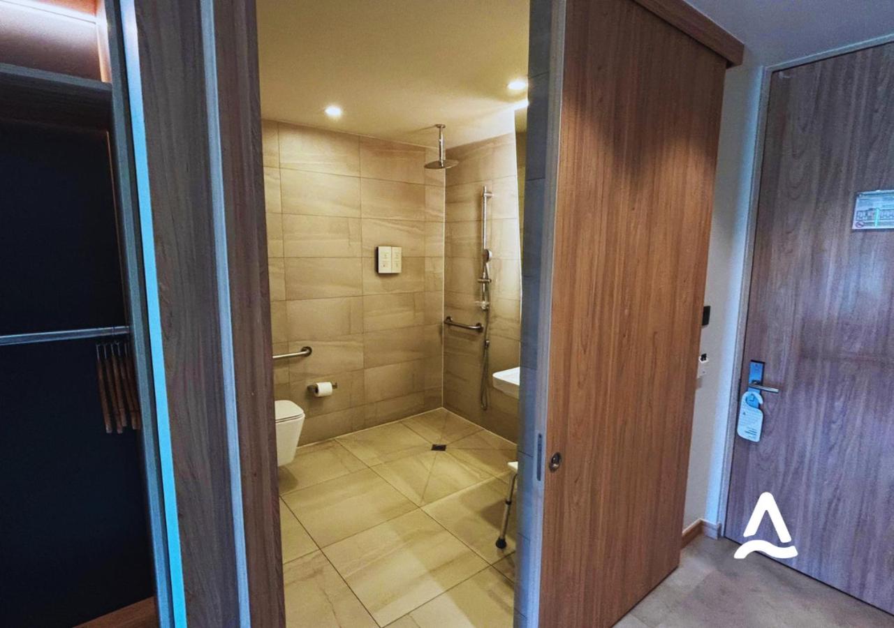 Double Room - Disability Access photo 2
